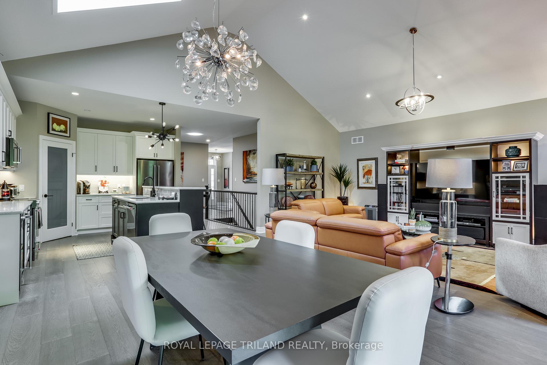 Photo 38 of 16 Violet Court, Middlesex Centre, Ilderton — HOMEH
