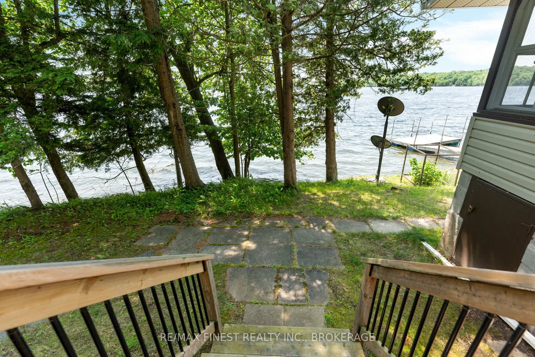 Photo 11 of 101 Split Rail Lane, Frontenac, Frontenac South — HOMEH