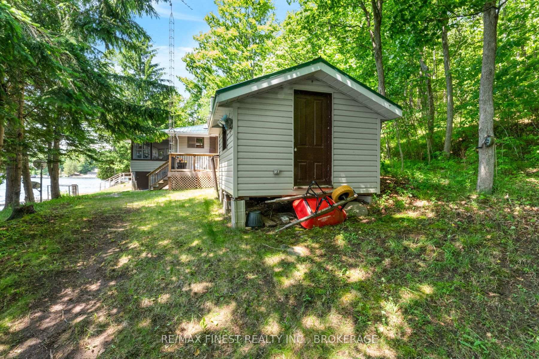 Photo 15 of 101 Split Rail Lane, Frontenac, Frontenac South — HOMEH