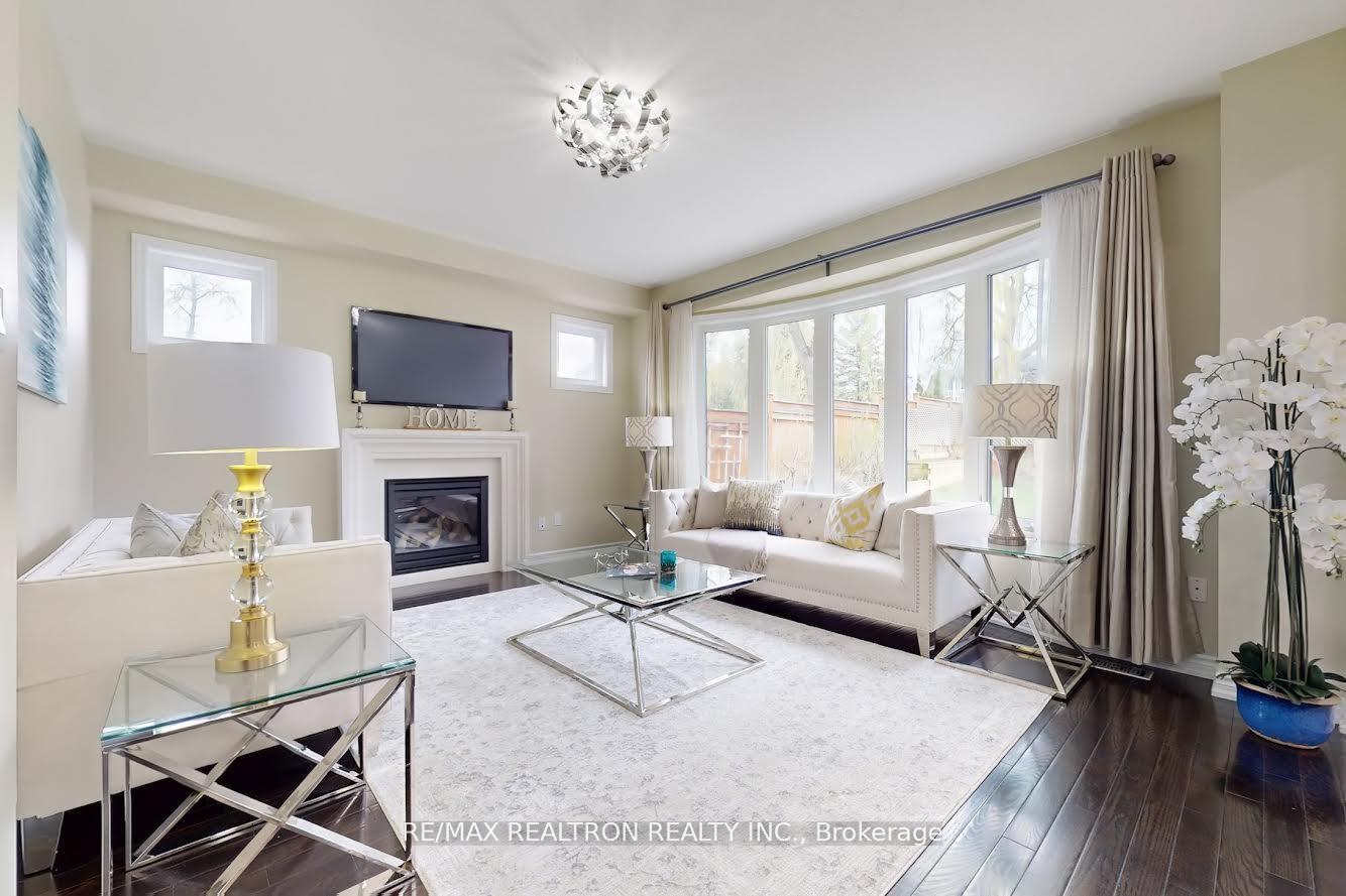 Photo 3 of 571 Maitland Drive, Pickering, Rosebank — HOMEH