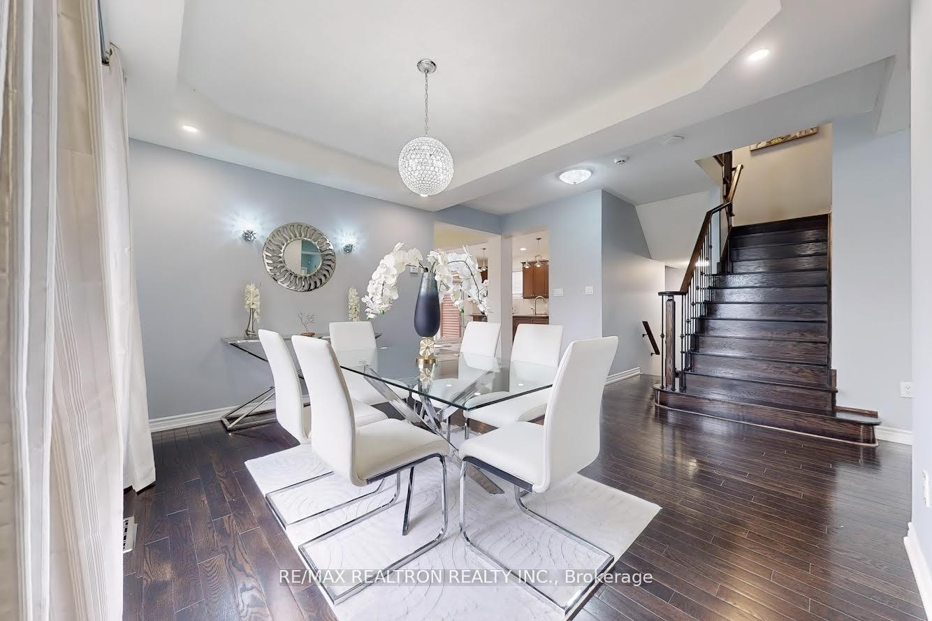 Photo 13 of 571 Maitland Drive, Pickering, Rosebank — HOMEH