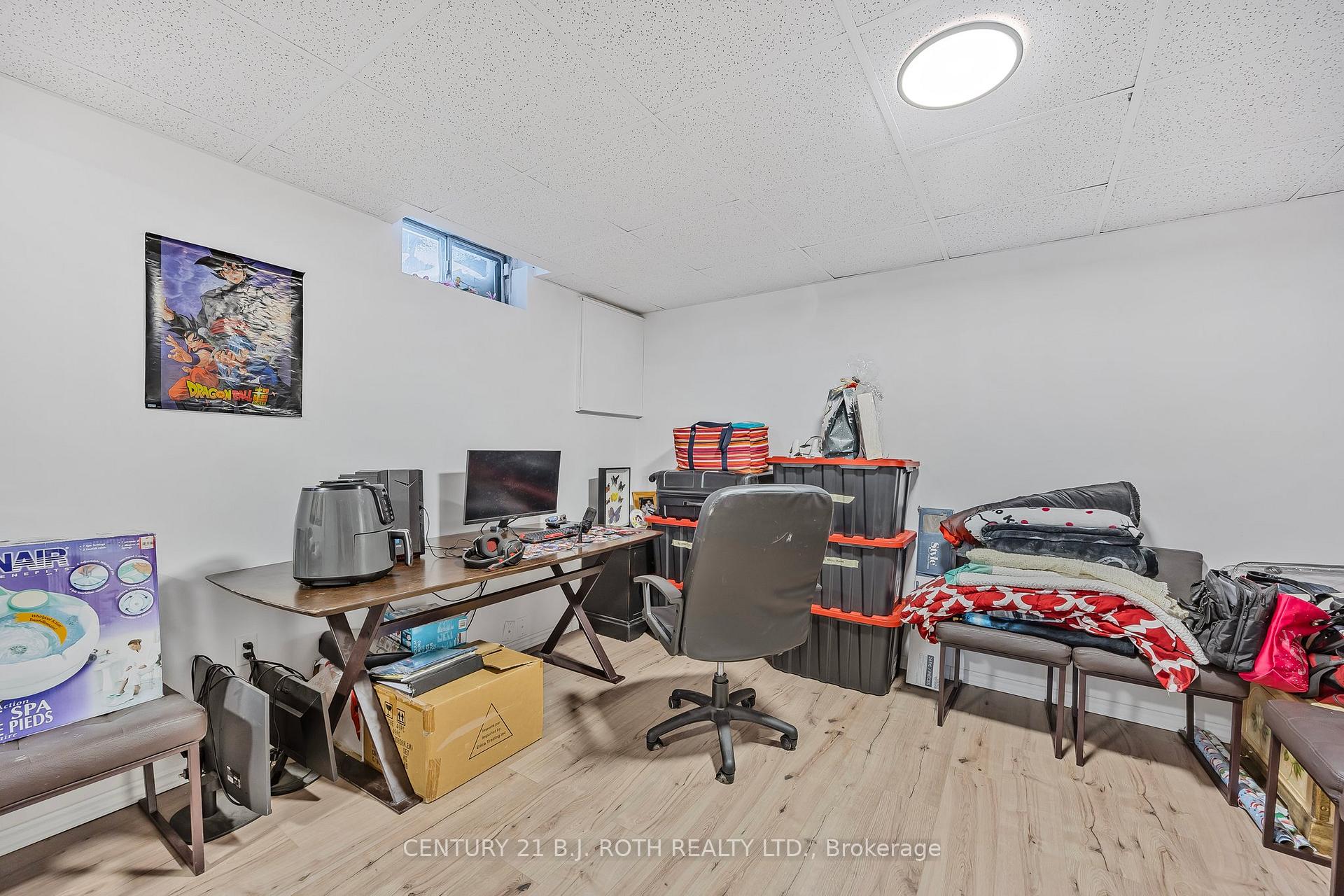 Photo 15 of 13 Wallace Drive, Barrie, Northwest — HOMEH