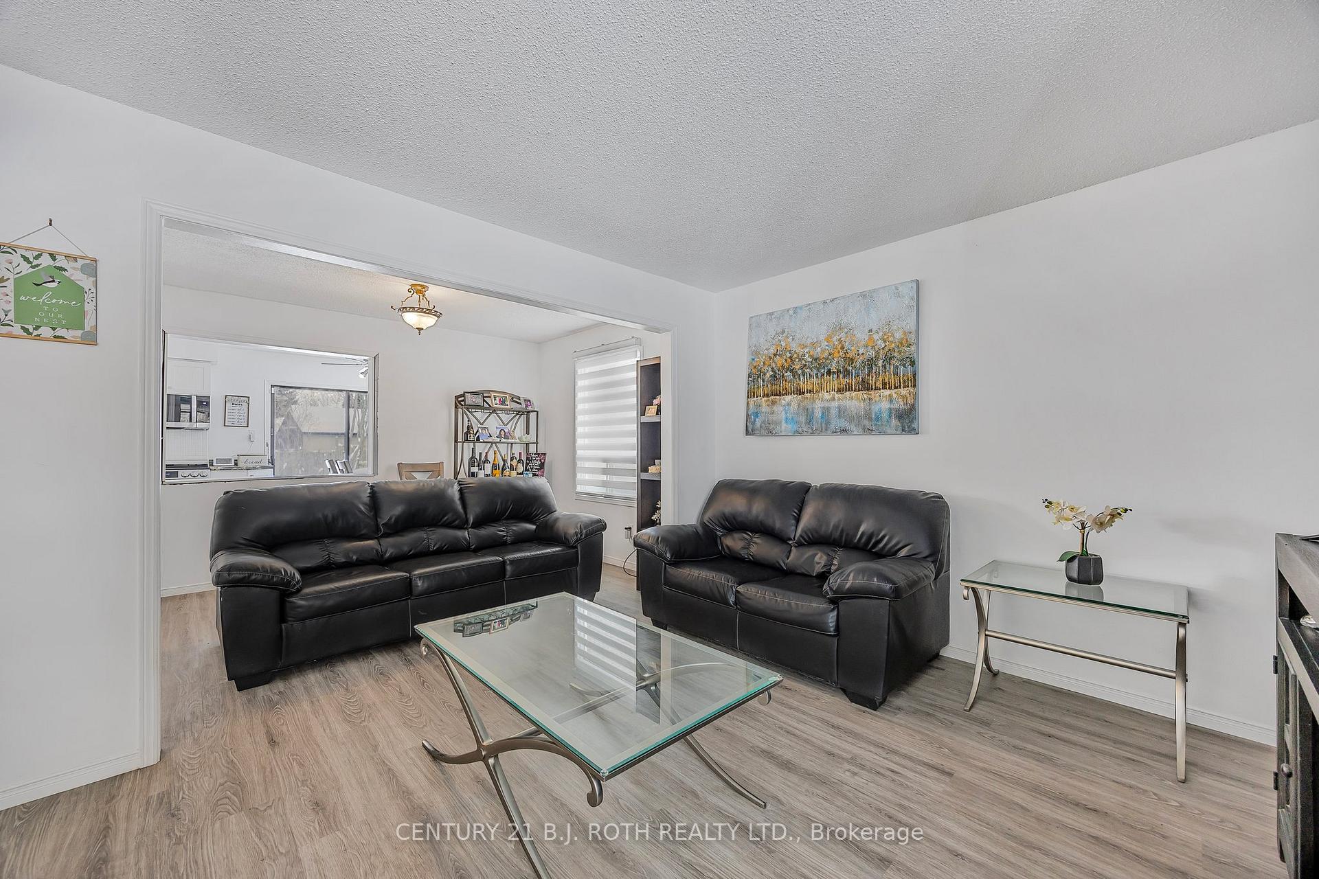 Photo 22 of 13 Wallace Drive, Barrie, Northwest — HOMEH