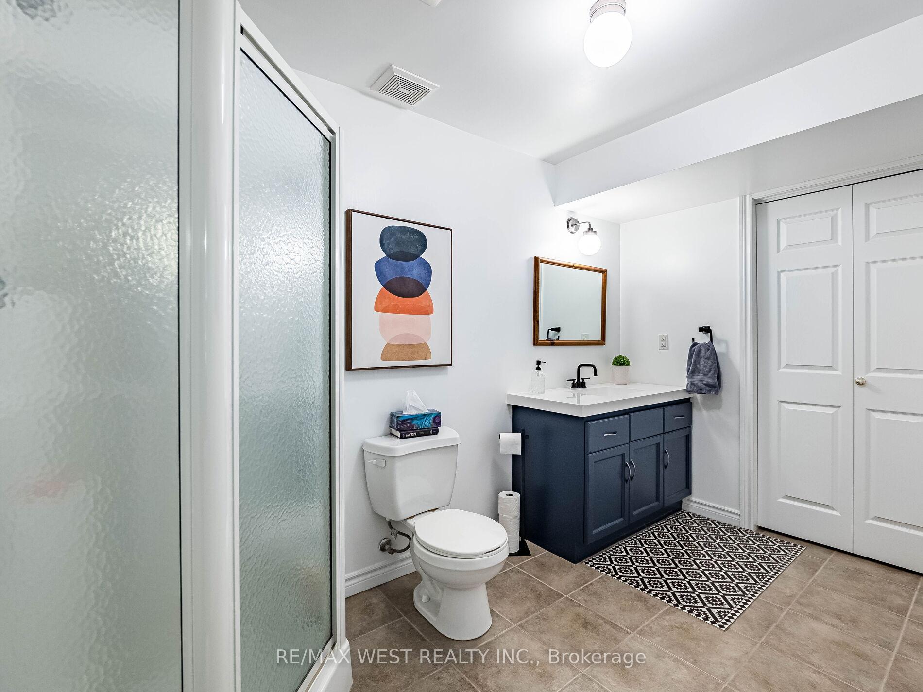 Photo 32 of 19 Bowen Drive, Guelph, Victoria North — HOMEH