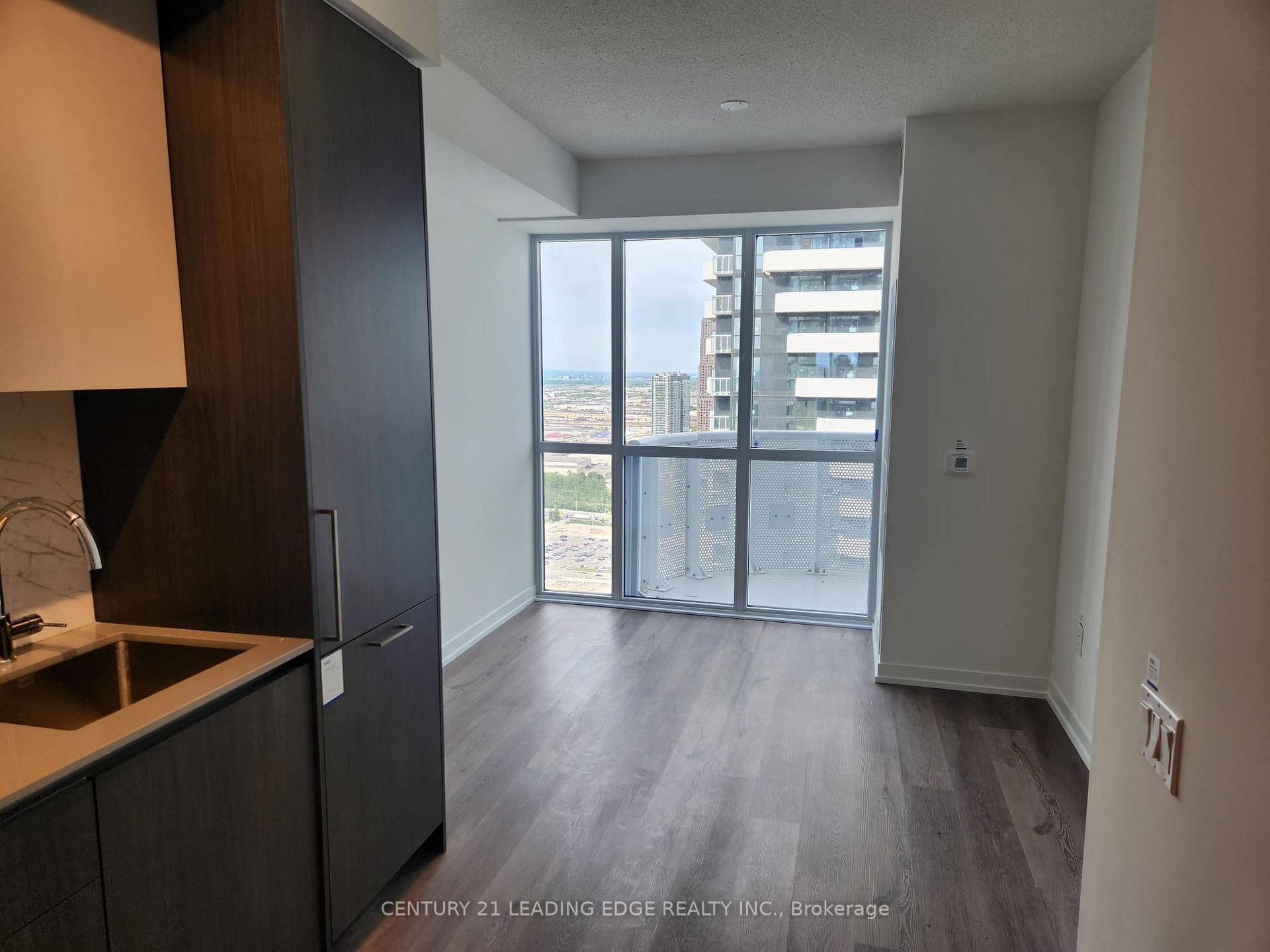 Photo 2 of Unit 4915, 225 Commerce Street, Vaughan, Vaughan Corporate Centre — HOMEH
