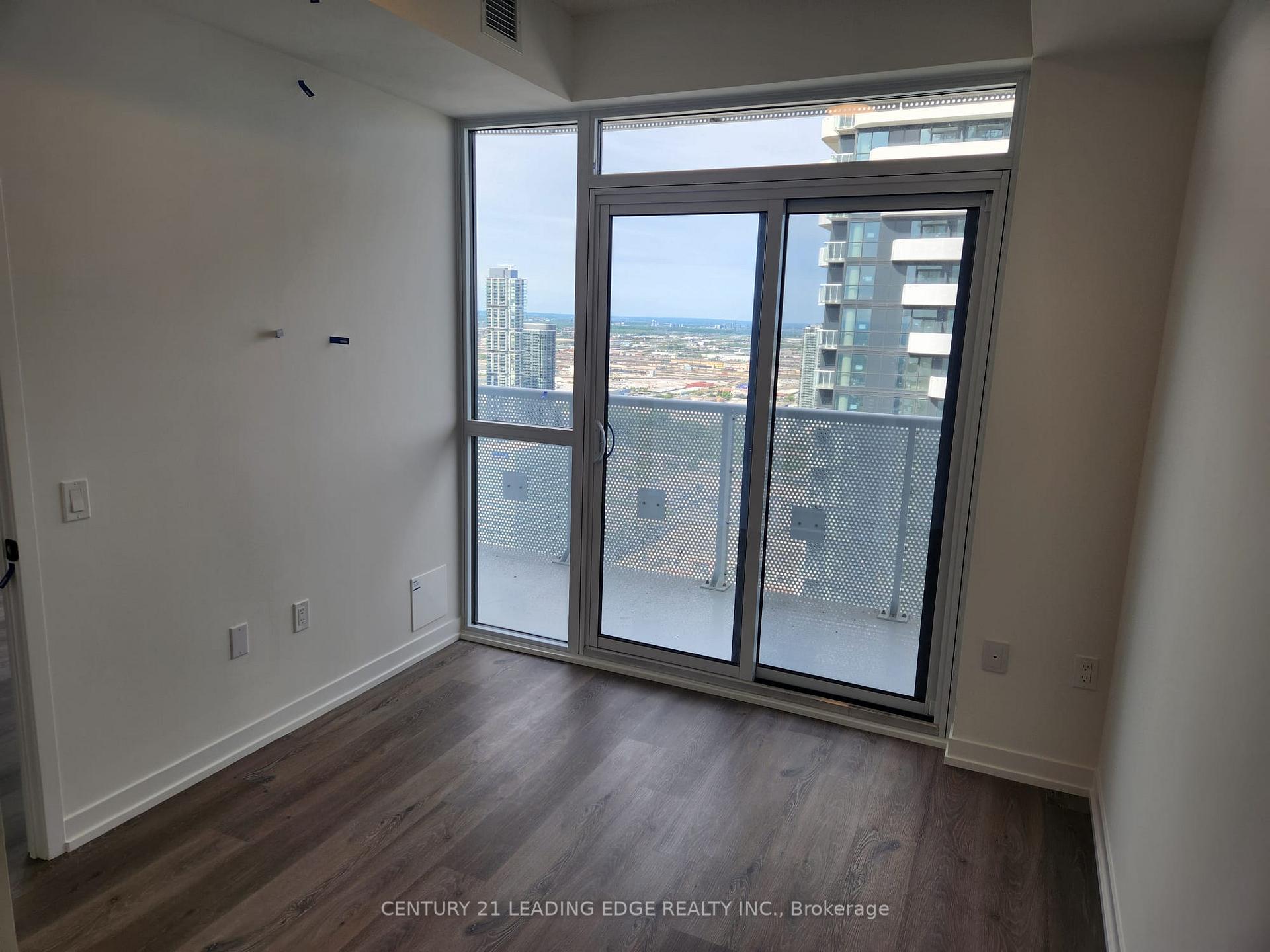 Photo 10 of Unit 4915, 225 Commerce Street, Vaughan, Vaughan Corporate Centre — HOMEH
