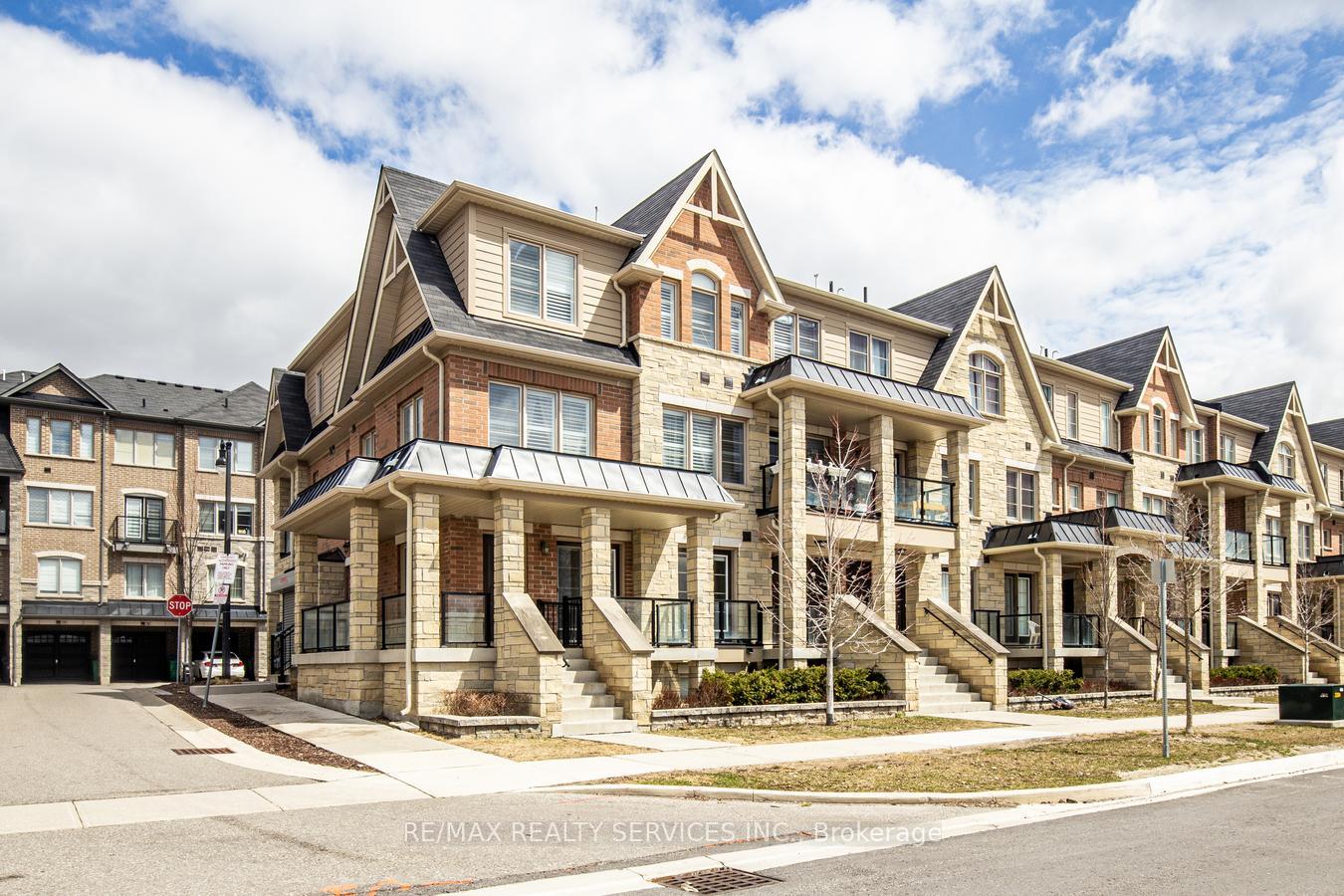 Front of Unit 117, 200 Veterans Drive