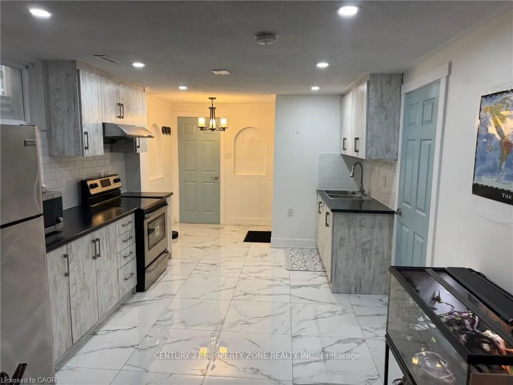 Photo 4 of Unit Basement, 218 Ingleside Place, Kitchener, Victoria Hills — HOMEH