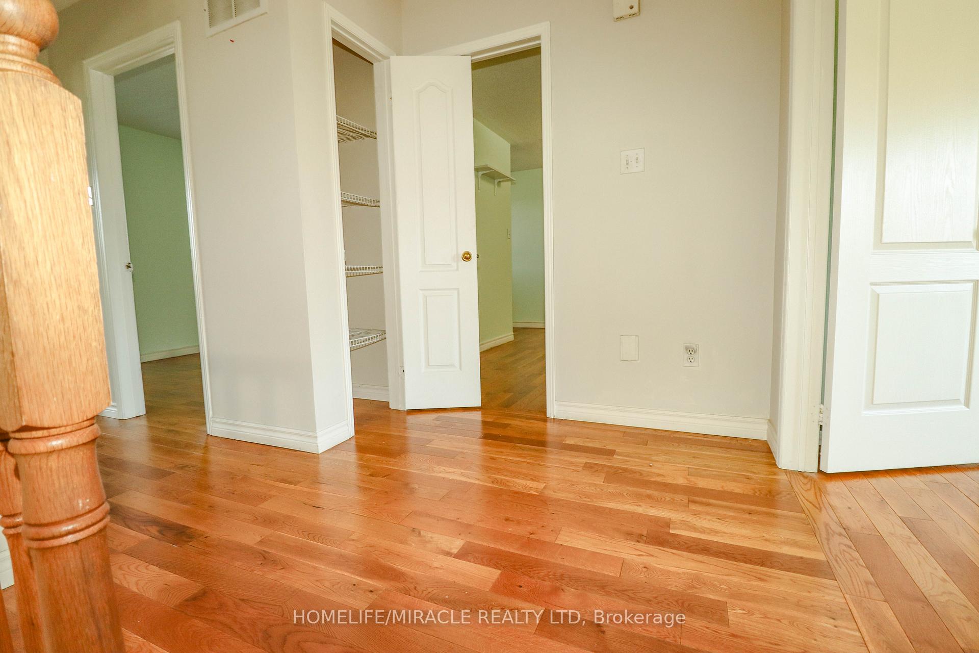 Photo 16 of 5350 Dryden Avenue, Burlington, Orchard — HOMEH