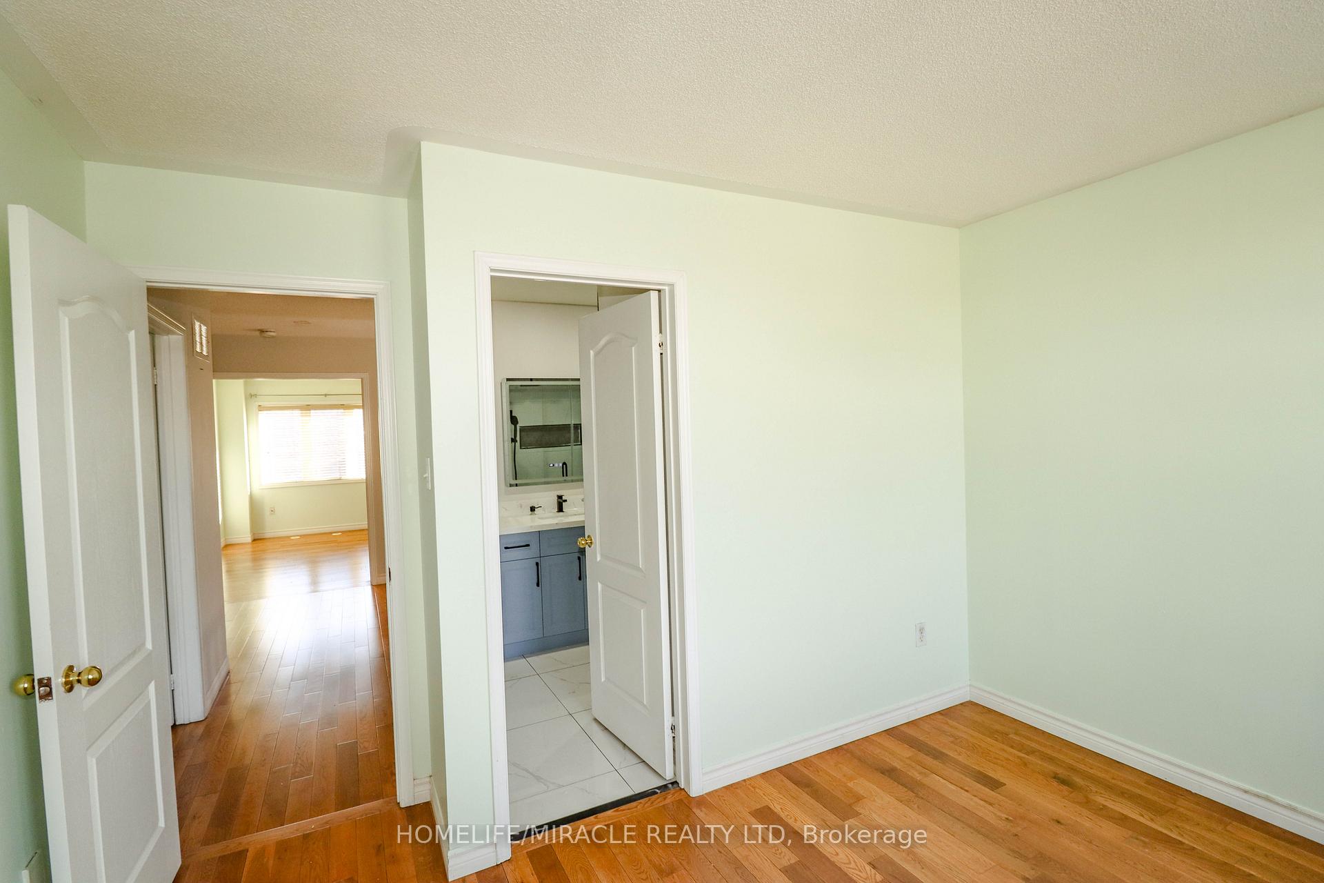 Photo 22 of 5350 Dryden Avenue, Burlington, Orchard — HOMEH