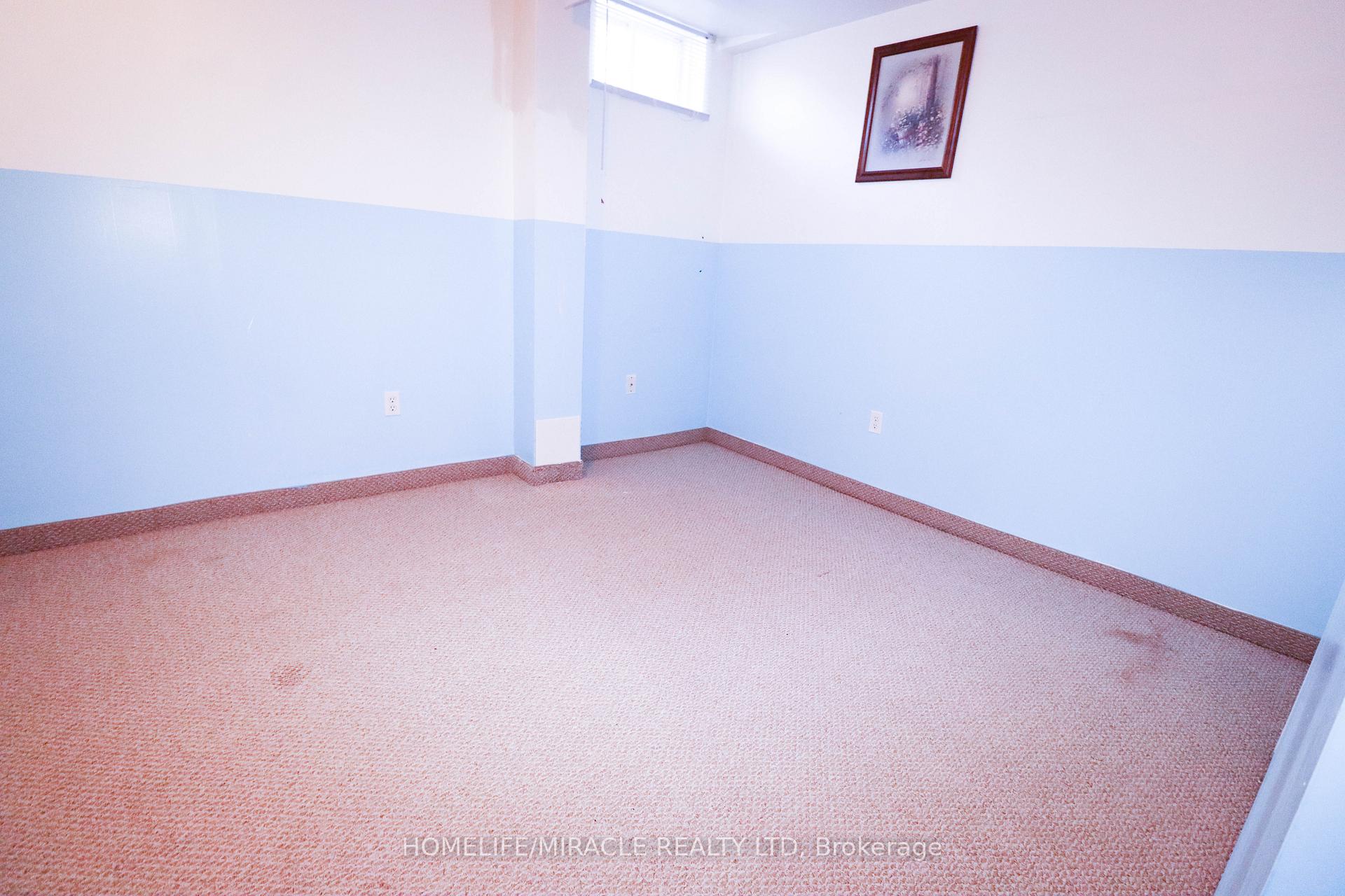Photo 37 of 5350 Dryden Avenue, Burlington, Orchard — HOMEH