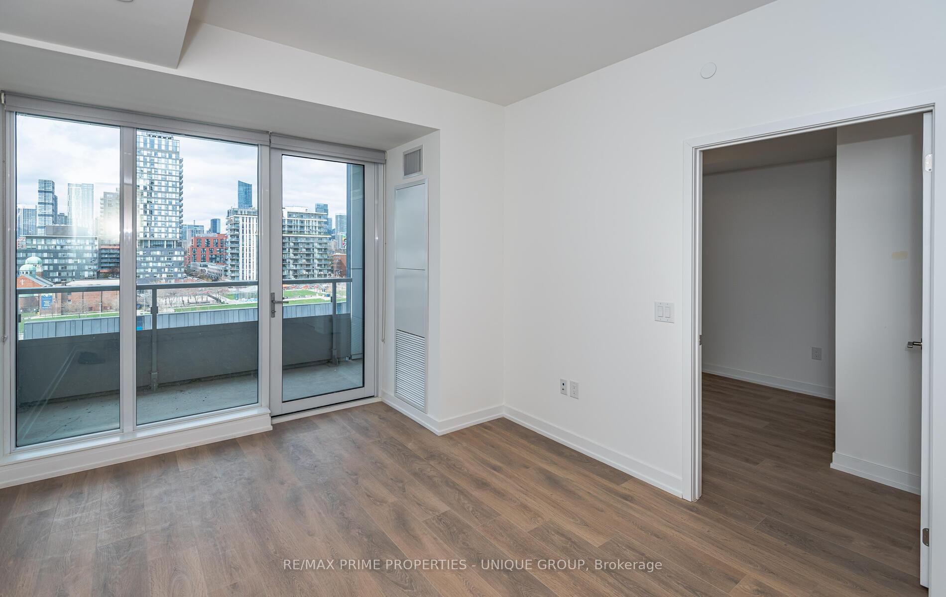 Photo 6 of Unit 607, 225 Sumach Street, Toronto, Regent Park — HOMEH