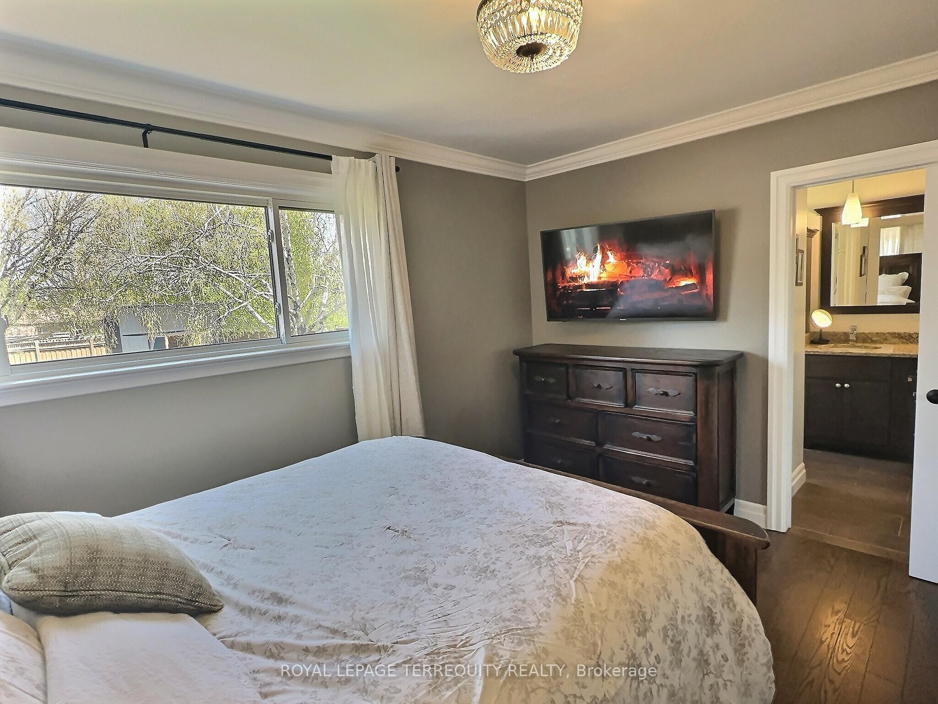 Photo 16 of 1289 Wecker Drive, Oshawa, Lakeview — HOMEH