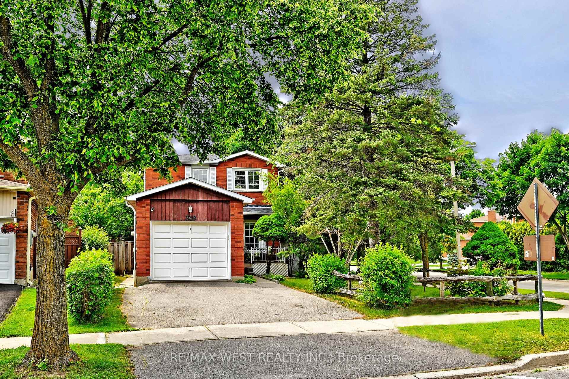 Front of 348 Brownridge Drive