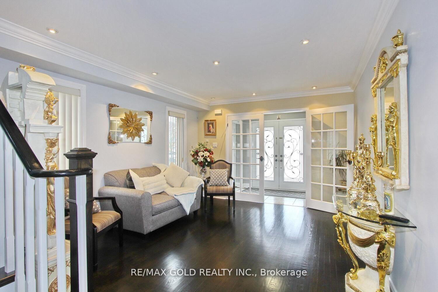 Photo 42 of 3 Oakmeadow Drive, Brampton, Fletcher's Meadow — HOMEH