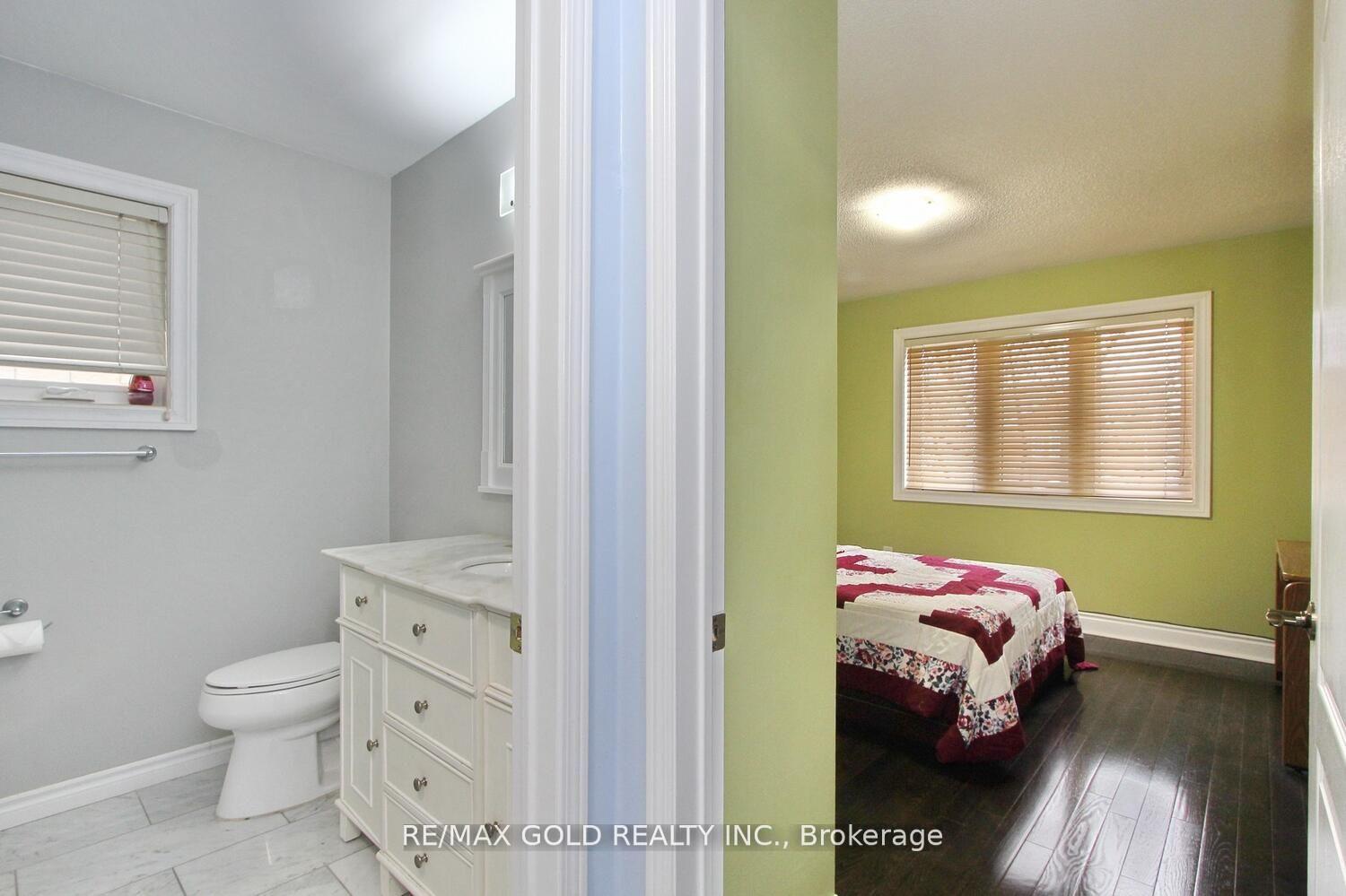 Photo 22 of 3 Oakmeadow Drive, Brampton, Fletcher's Meadow — HOMEH