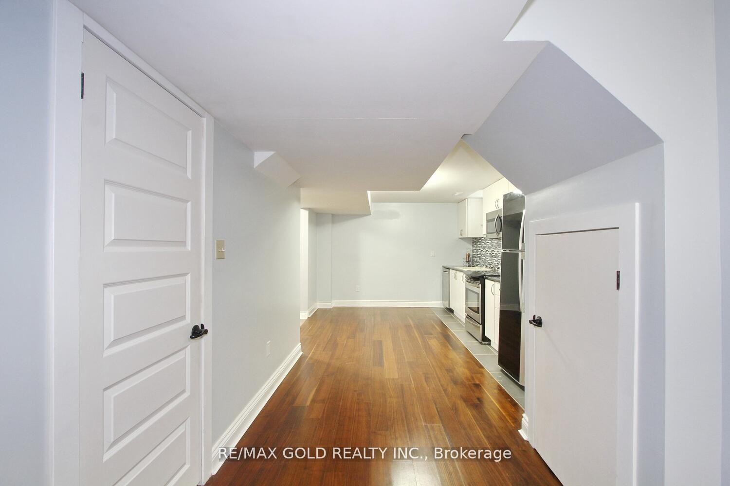 Photo 25 of 3 Oakmeadow Drive, Brampton, Fletcher's Meadow — HOMEH
