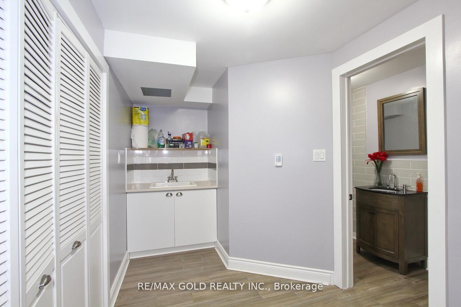 Photo 36 of 3 Oakmeadow Drive, Brampton, Fletcher's Meadow — HOMEH