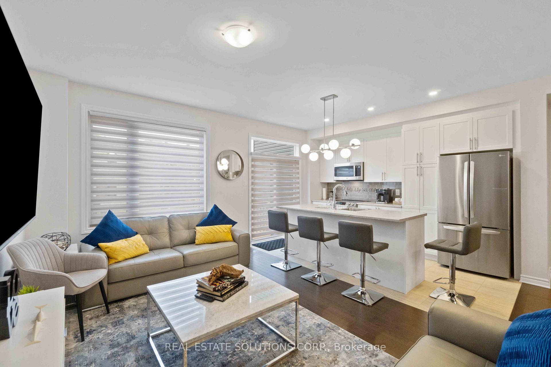 Photo 10 of 102 Wabikon Crescent, Ottawa, Blossom Park/Kemp Park/Findlay Creek — HOMEH