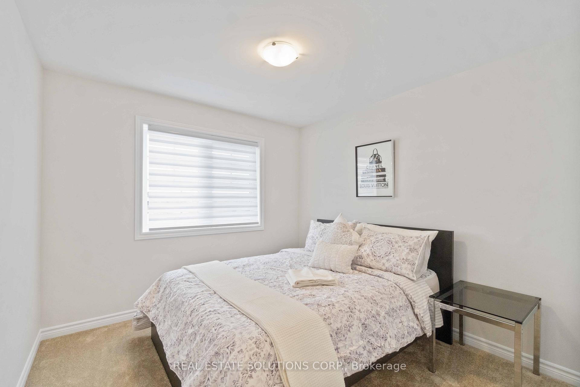 Photo 11 of 102 Wabikon Crescent, Ottawa, Blossom Park/Kemp Park/Findlay Creek — HOMEH