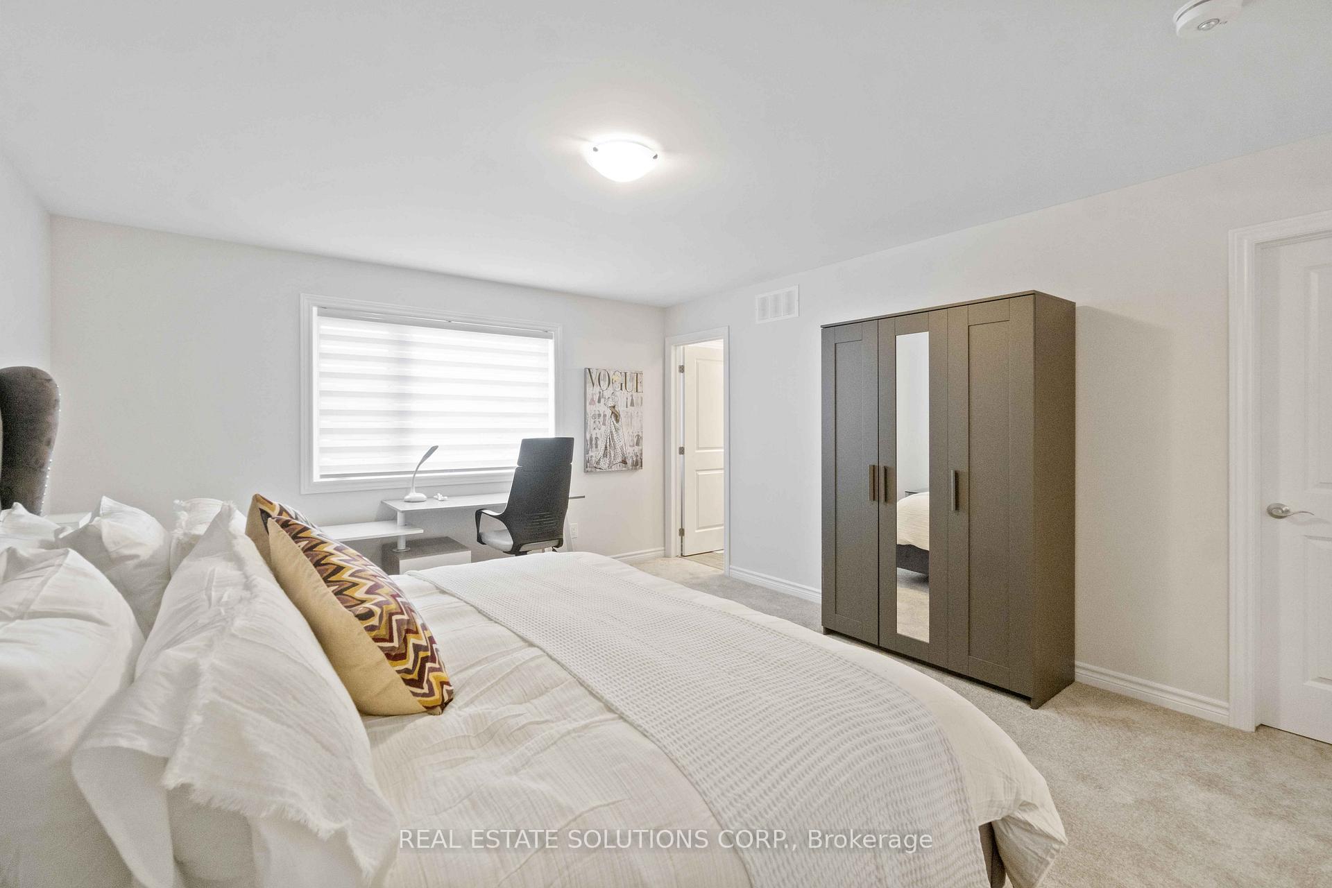 Photo 15 of 102 Wabikon Crescent, Ottawa, Blossom Park/Kemp Park/Findlay Creek — HOMEH