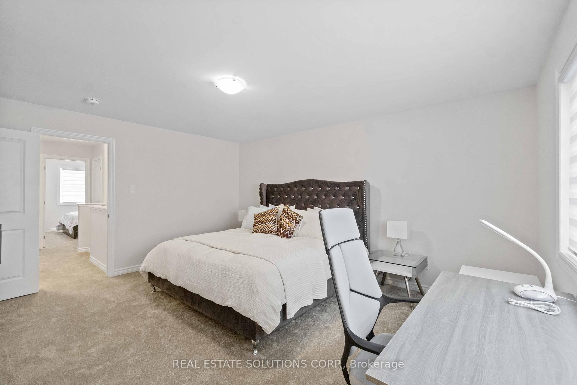 Photo 19 of 102 Wabikon Crescent, Ottawa, Blossom Park/Kemp Park/Findlay Creek — HOMEH