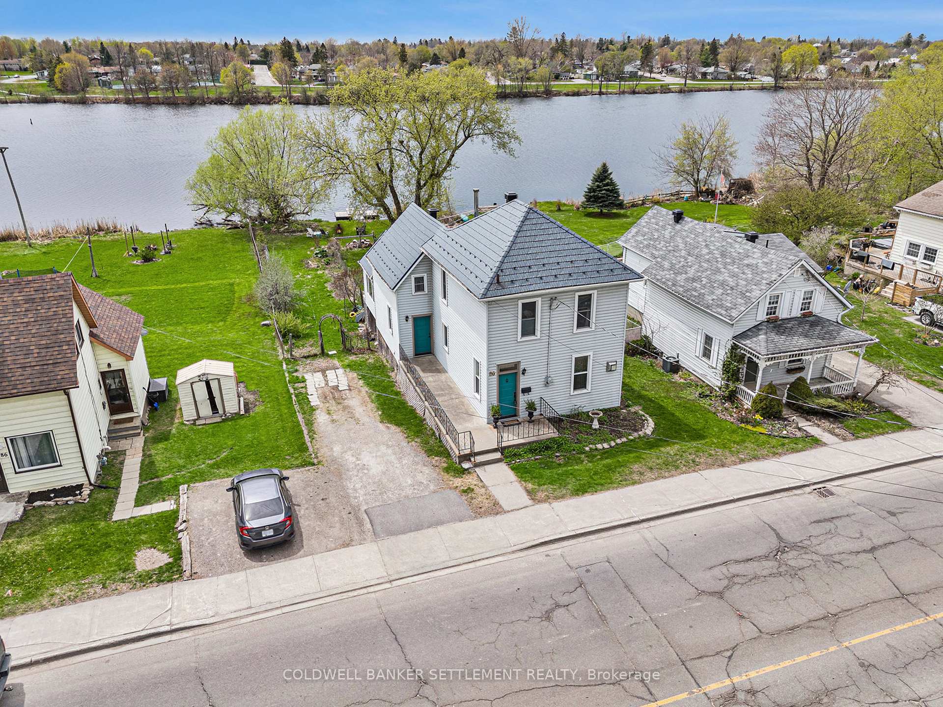 Photo 9 of 80 Queen Street, Smiths Falls — HOMEH