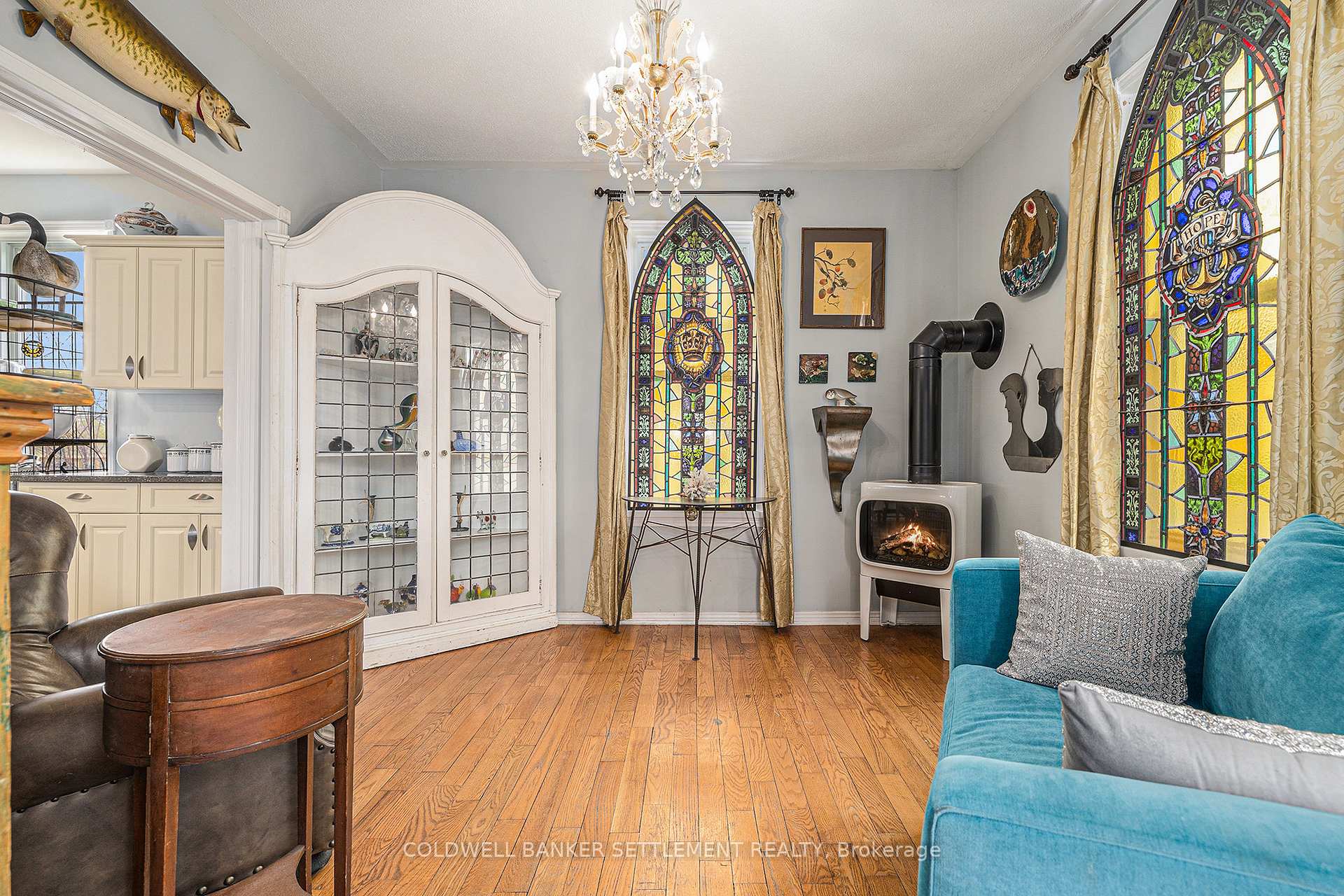 Photo 11 of 80 Queen Street, Smiths Falls — HOMEH