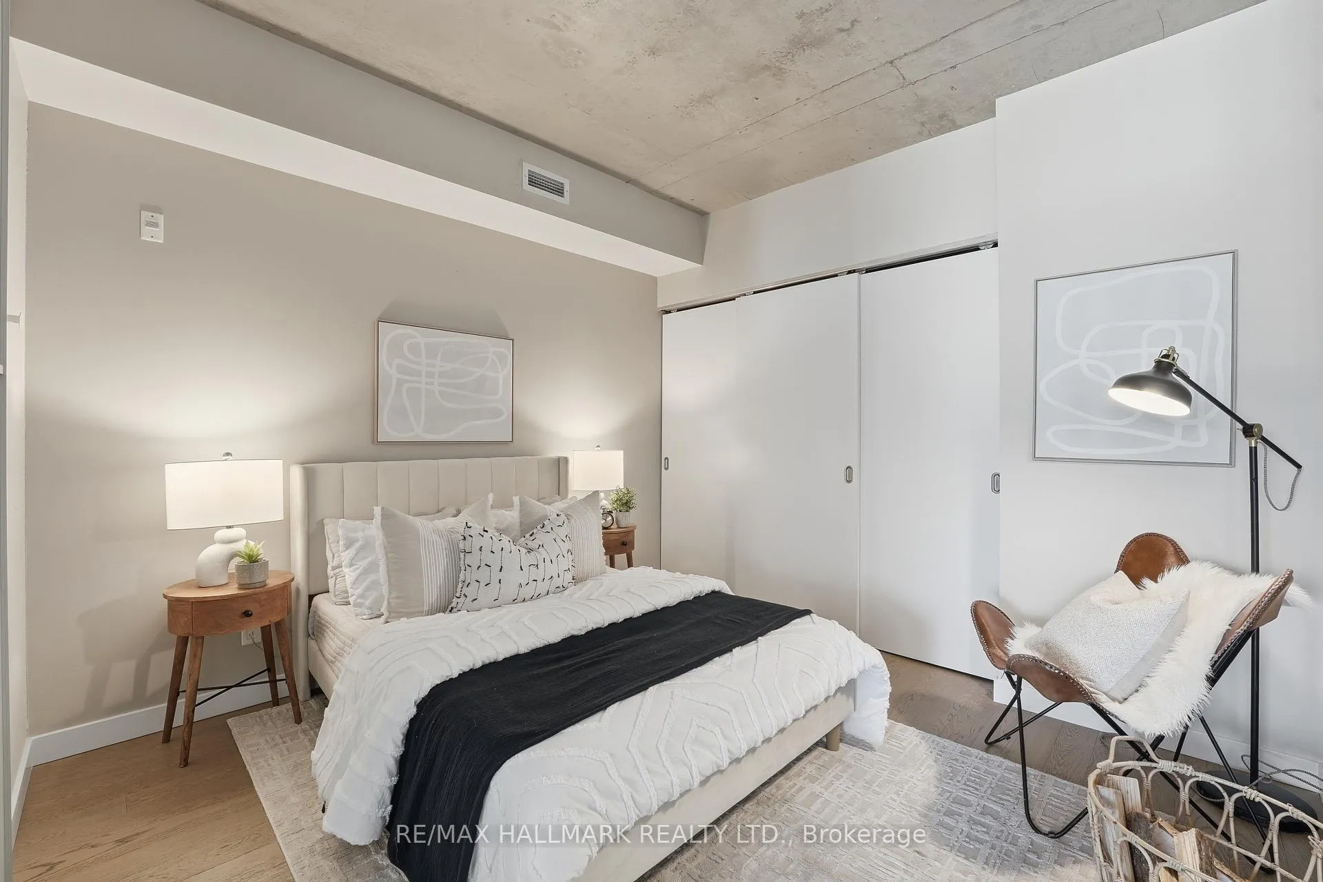 Photo 13 of Unit 305, 90 Broadview Avenue, Toronto, South Riverdale — HOMEH