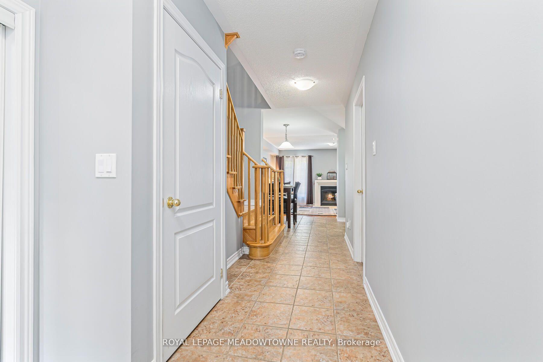 Photo 38 of 102 Cedarbrook Road, Brampton, Sandringham-Wellington — HOMEH