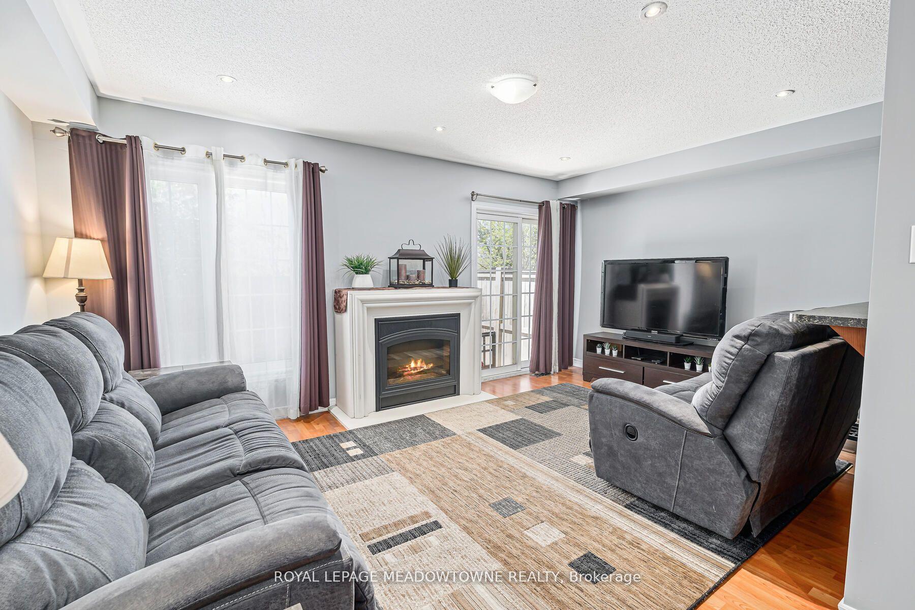 Photo 44 of 102 Cedarbrook Road, Brampton, Sandringham-Wellington — HOMEH