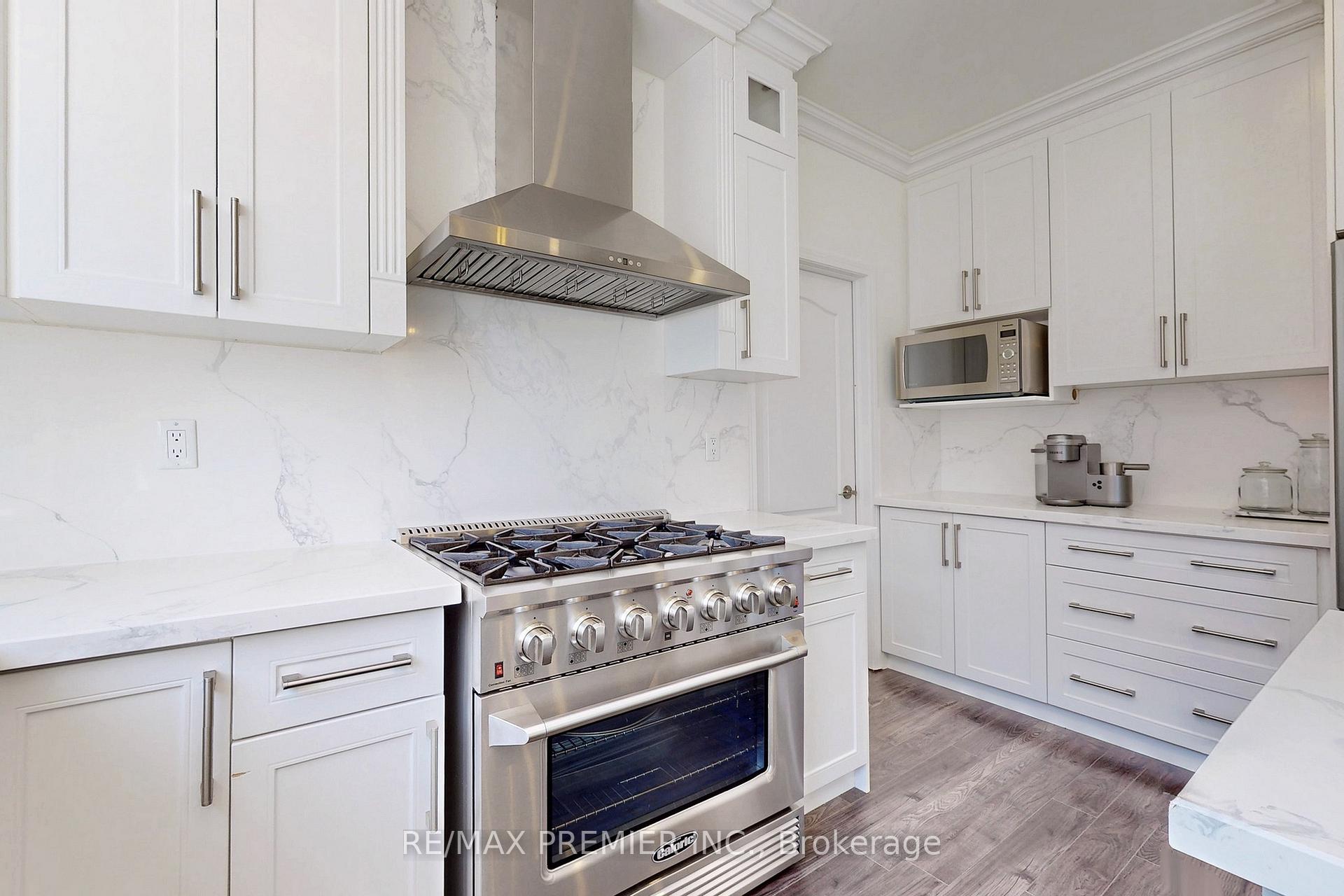 Photo 16 of 42 Sparta Drive, Brampton, Vales of Castlemore — HOMEH