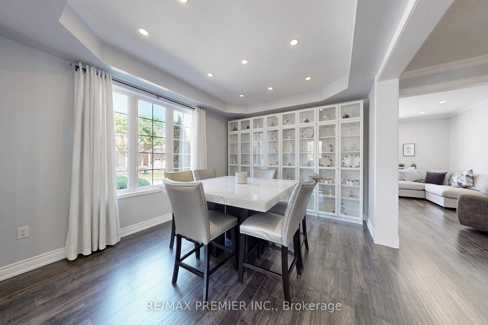 Photo 19 of 42 Sparta Drive, Brampton, Vales of Castlemore — HOMEH
