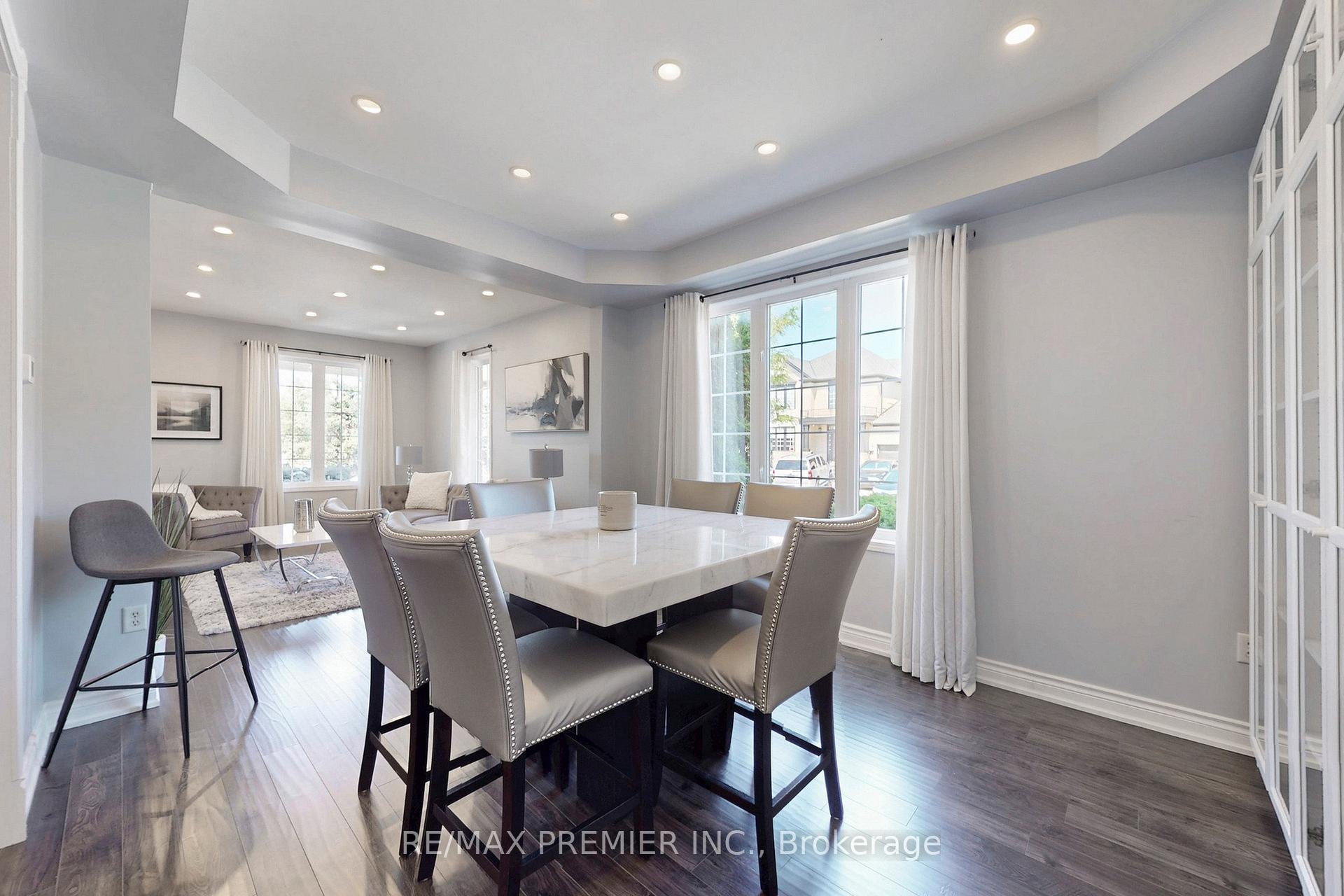 Photo 12 of 42 Sparta Drive, Brampton, Vales of Castlemore — HOMEH