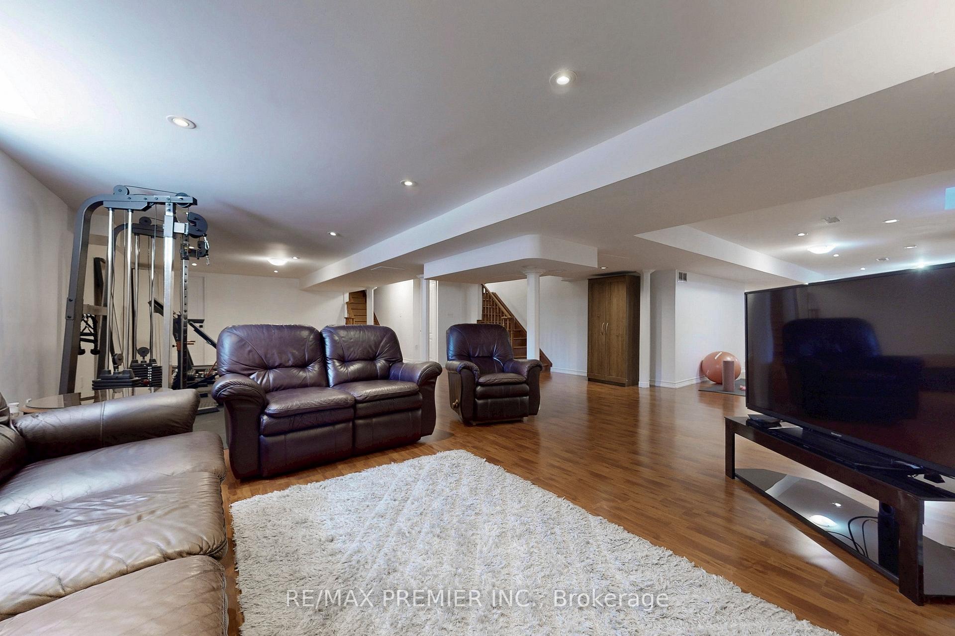 Photo 41 of 42 Sparta Drive, Brampton, Vales of Castlemore — HOMEH