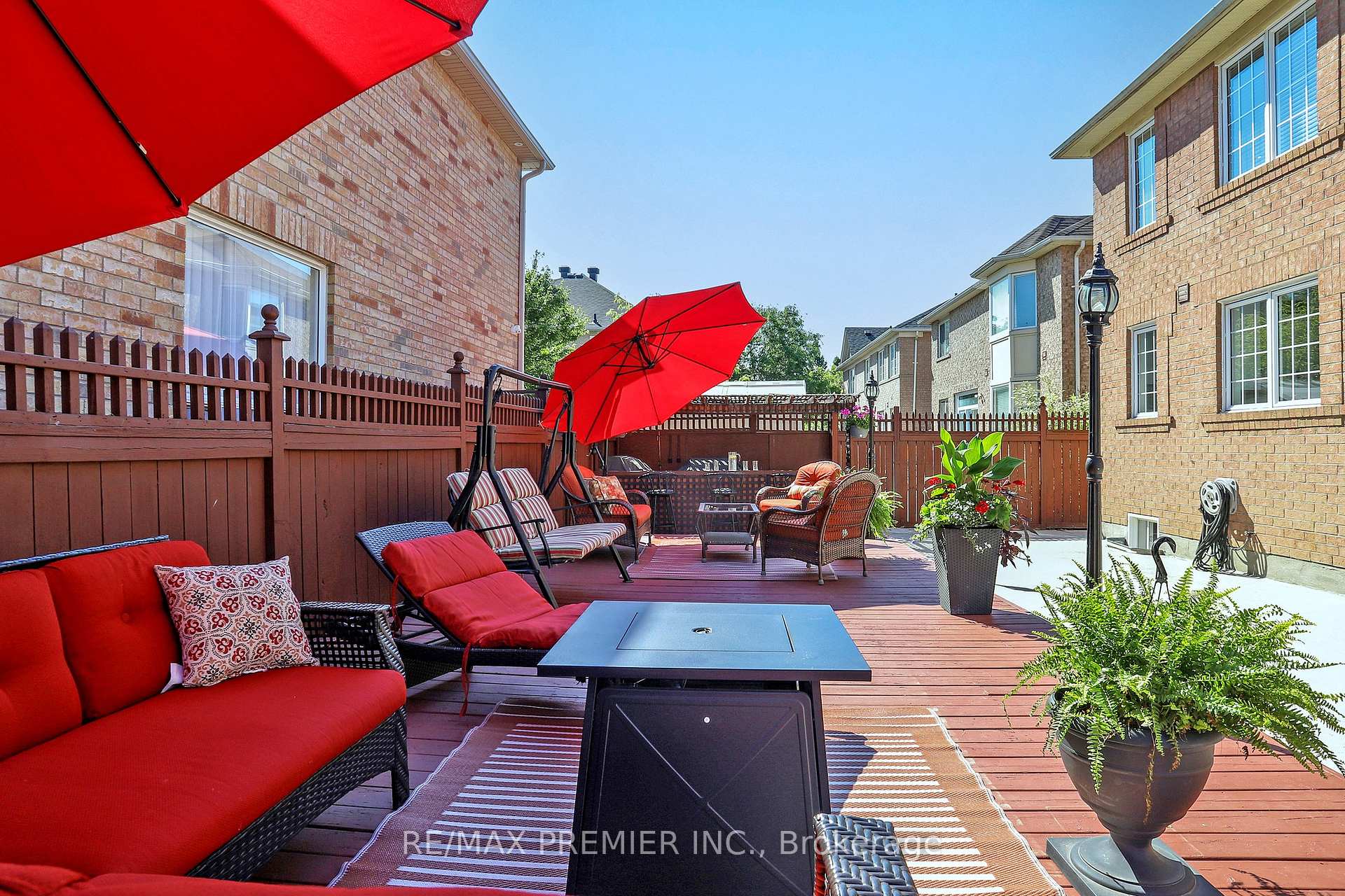 Photo 35 of 42 Sparta Drive, Brampton, Vales of Castlemore — HOMEH