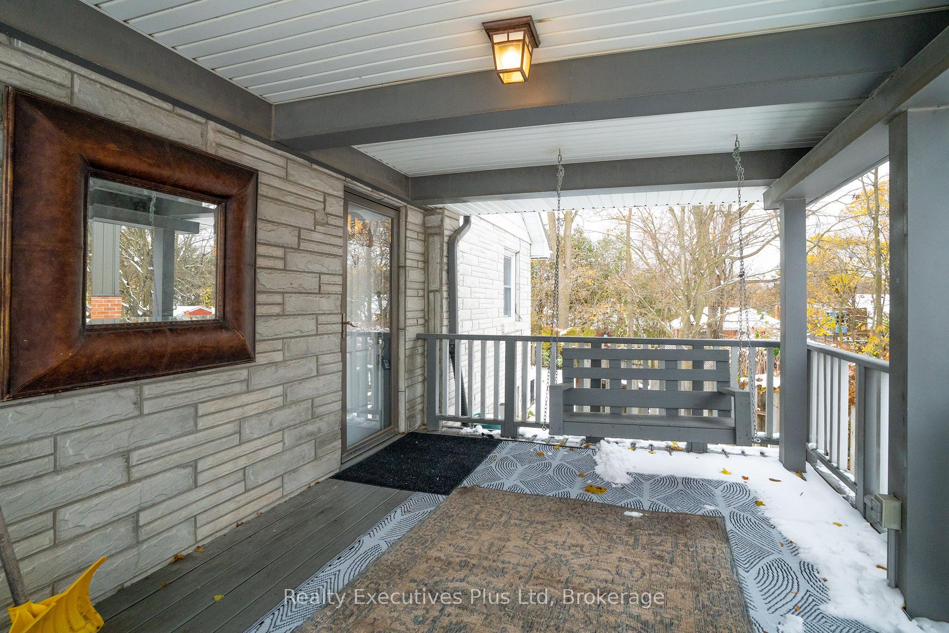 Photo 7 of 20 Summit Crescent, Guelph, Exhibition Park — HOMEH