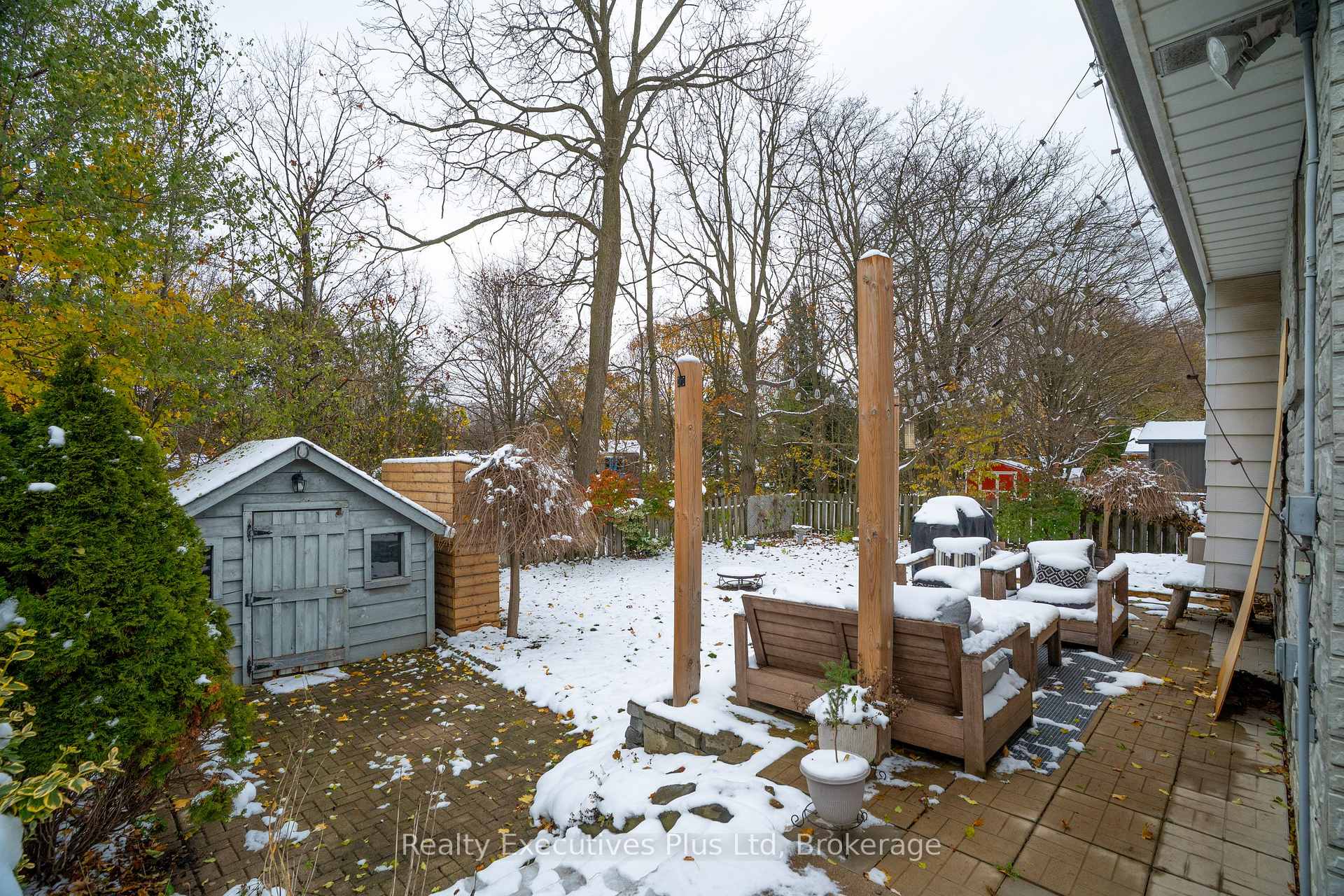 Photo 35 of 20 Summit Crescent, Guelph, Exhibition Park — HOMEH