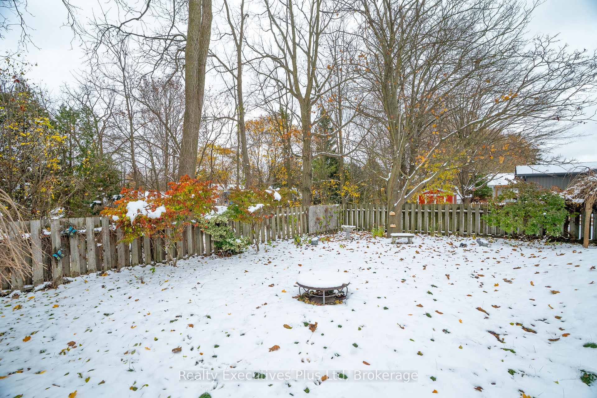 Photo 39 of 20 Summit Crescent, Guelph, Exhibition Park — HOMEH