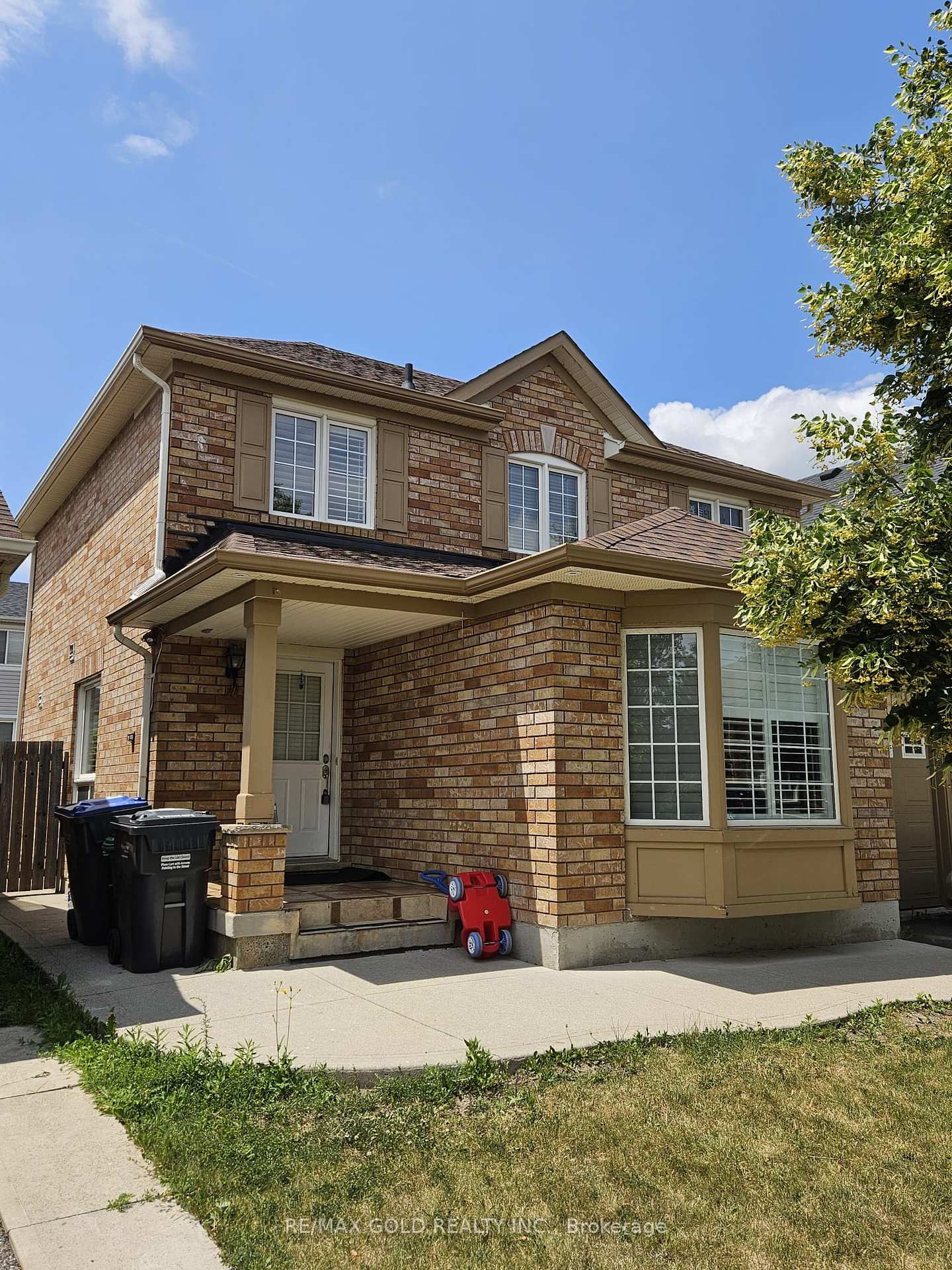 Front of 18 Orangegrove Drive