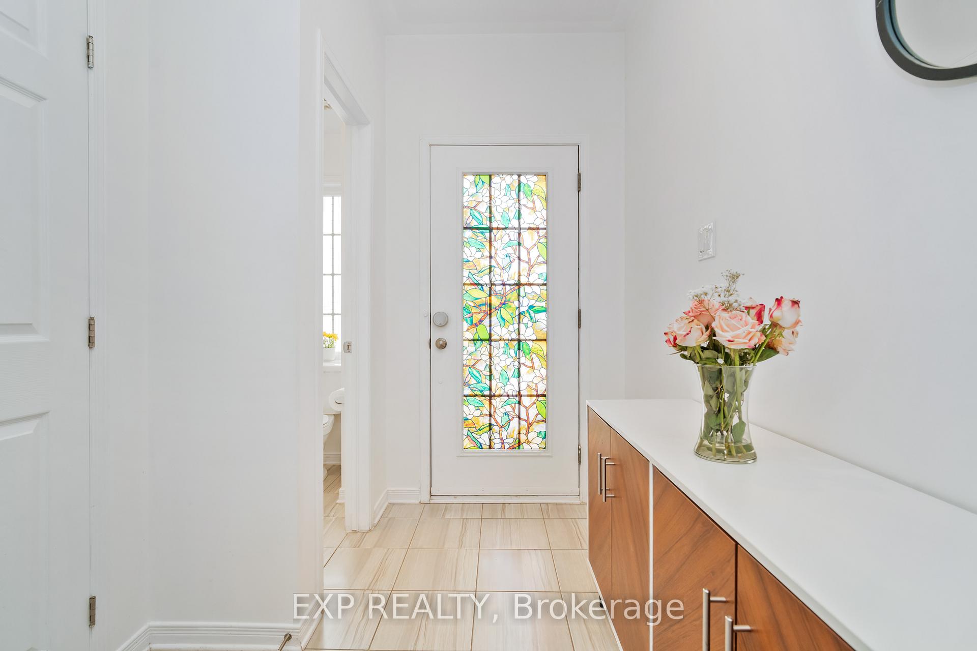 Photo 4 of 134 Camden Private, Ottawa, Barrhaven - Cedargrove/Fraserdale — HOMEH