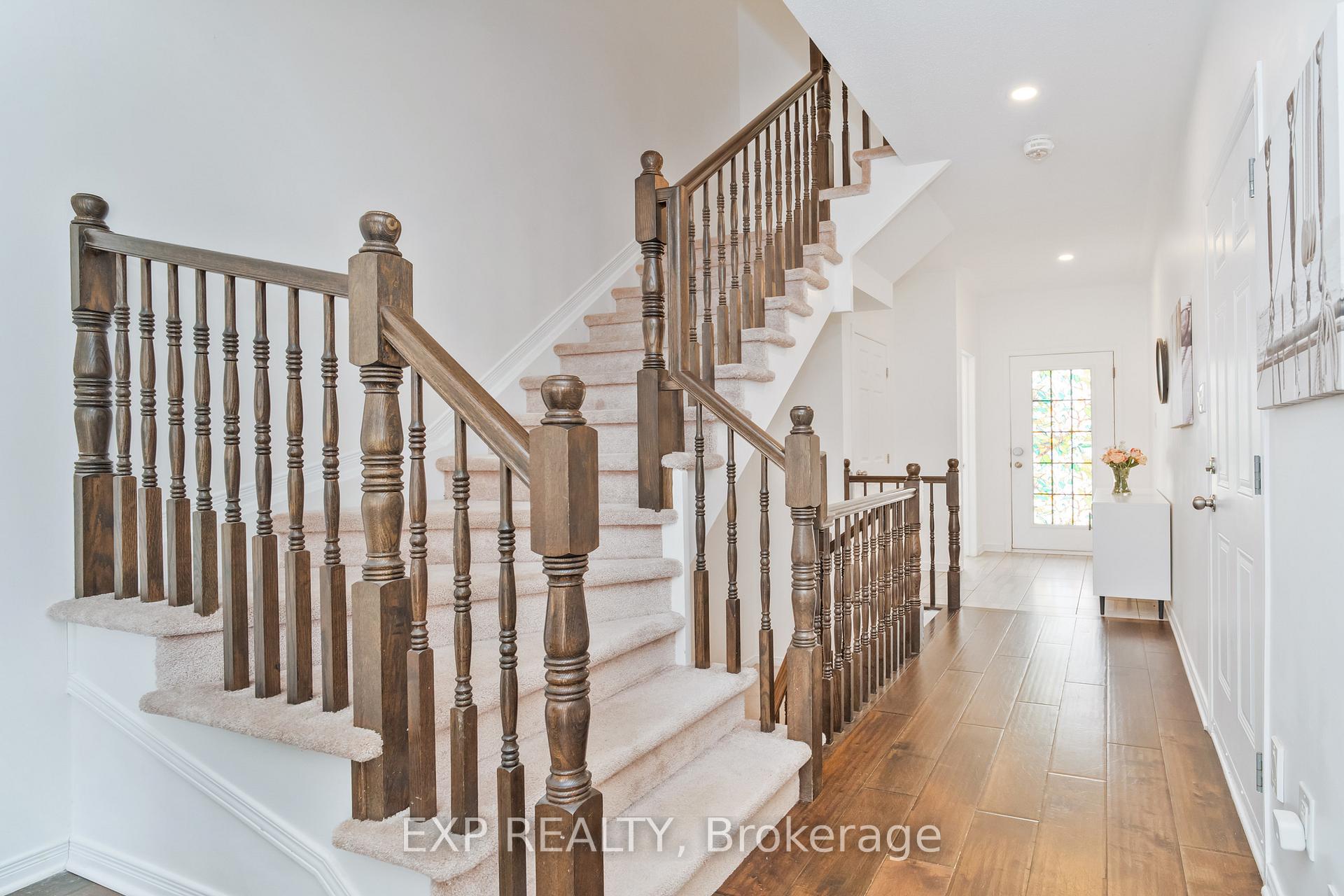 Photo 6 of 134 Camden Private, Ottawa, Barrhaven - Cedargrove/Fraserdale — HOMEH