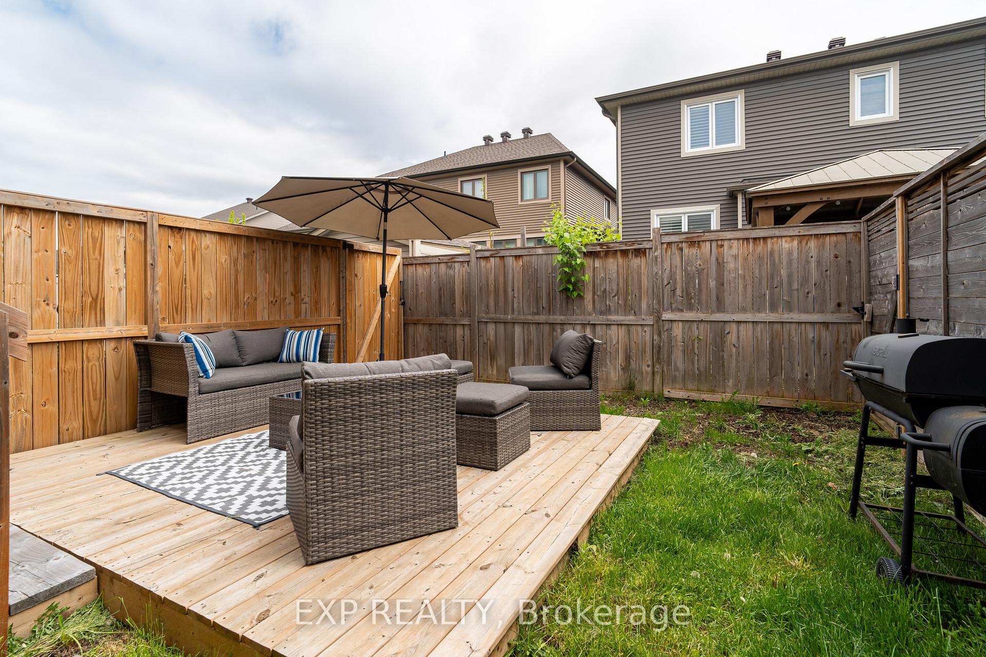 Photo 30 of 134 Camden Private, Ottawa, Barrhaven - Cedargrove/Fraserdale — HOMEH