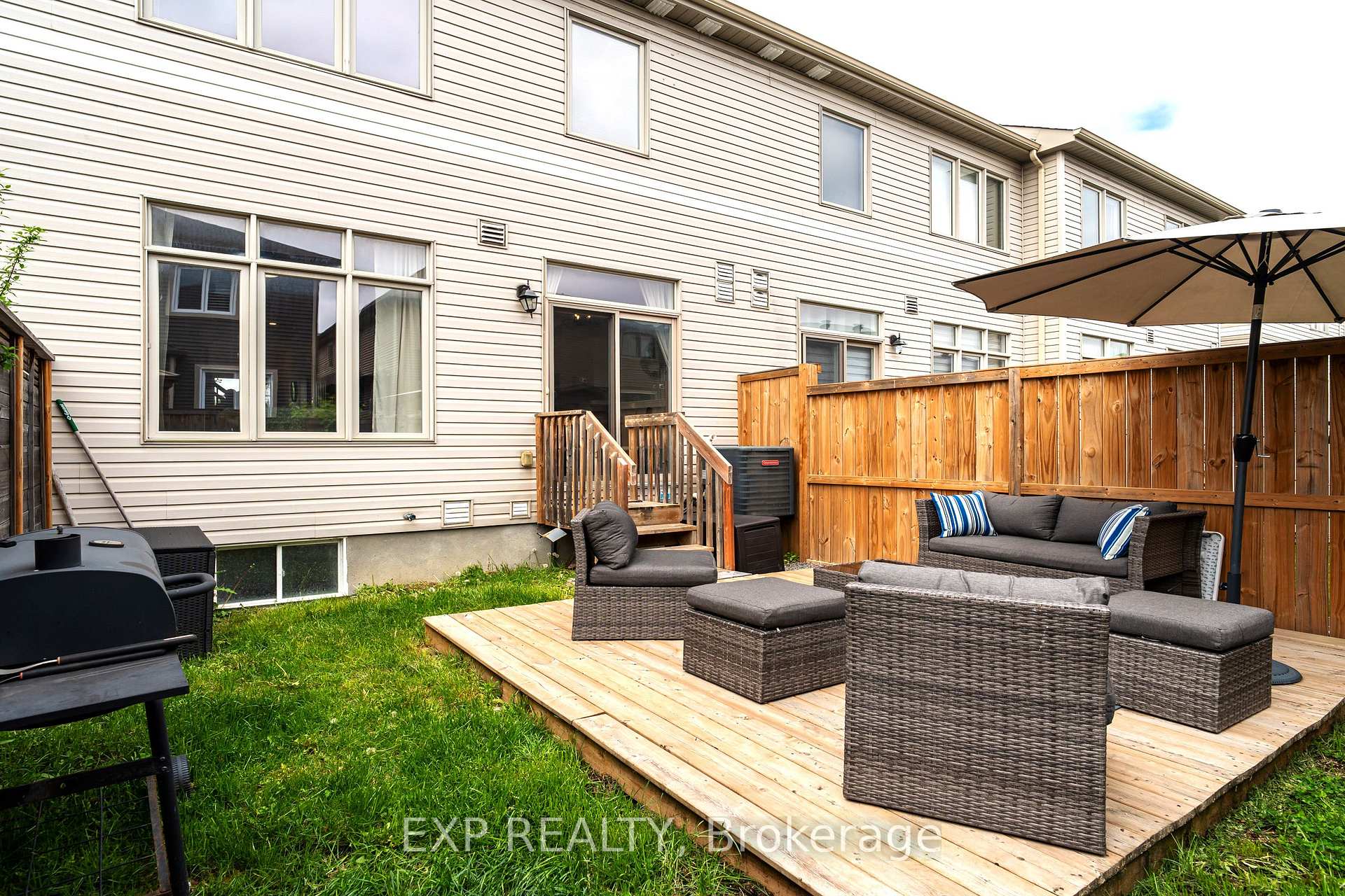 Photo 31 of 134 Camden Private, Ottawa, Barrhaven - Cedargrove/Fraserdale — HOMEH