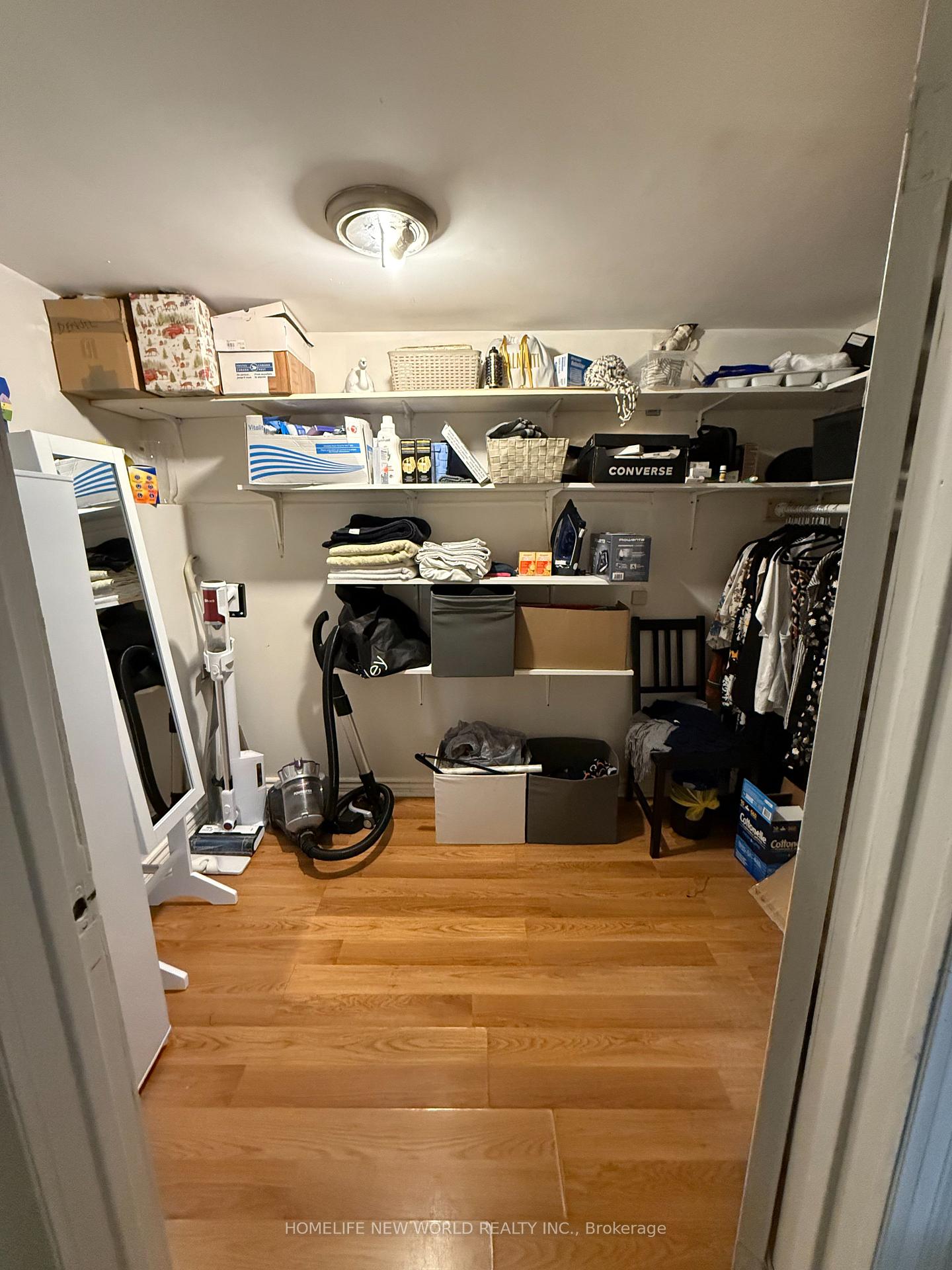 Photo 13 of Unit Basement, 898 krosno Boulevard W, Pickering, Bay Ridges — HOMEH