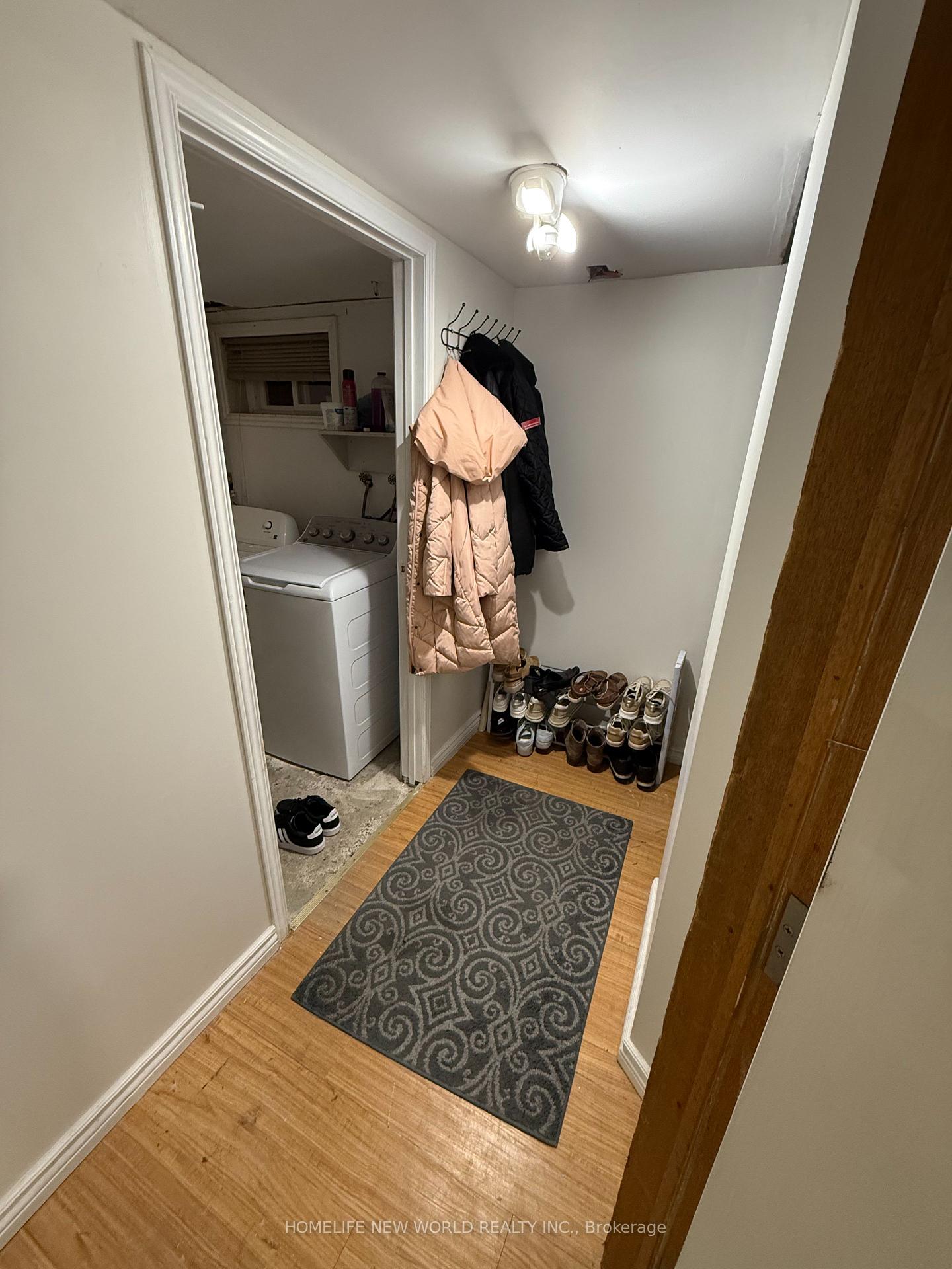 Photo 20 of Unit Basement, 898 krosno Boulevard W, Pickering, Bay Ridges — HOMEH