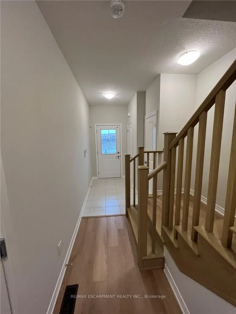 Photo 5 of 5 Genoa Drive, Hamilton, Jerome — HOMEH