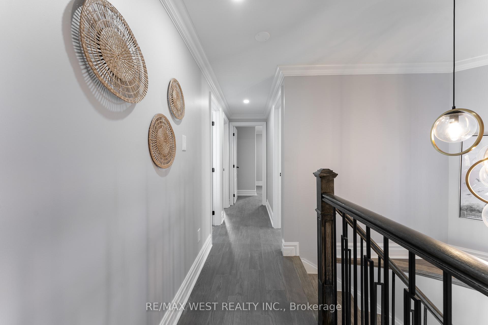 Photo 24 of 343 Mullen Drive, Vaughan, Brownridge — HOMEH