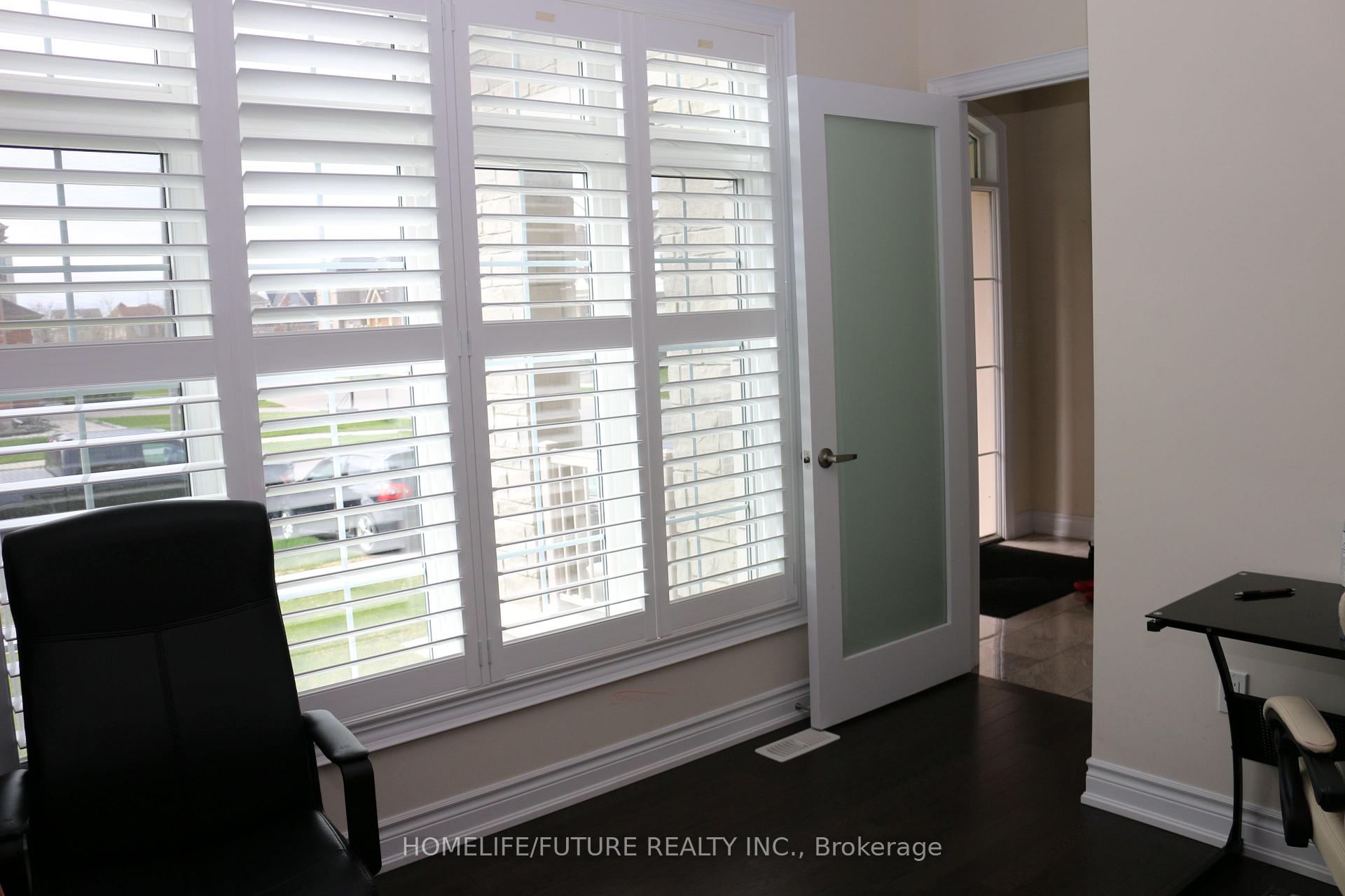 Photo 8 of 80 Grady Drive, Clarington, Newcastle — HOMEH