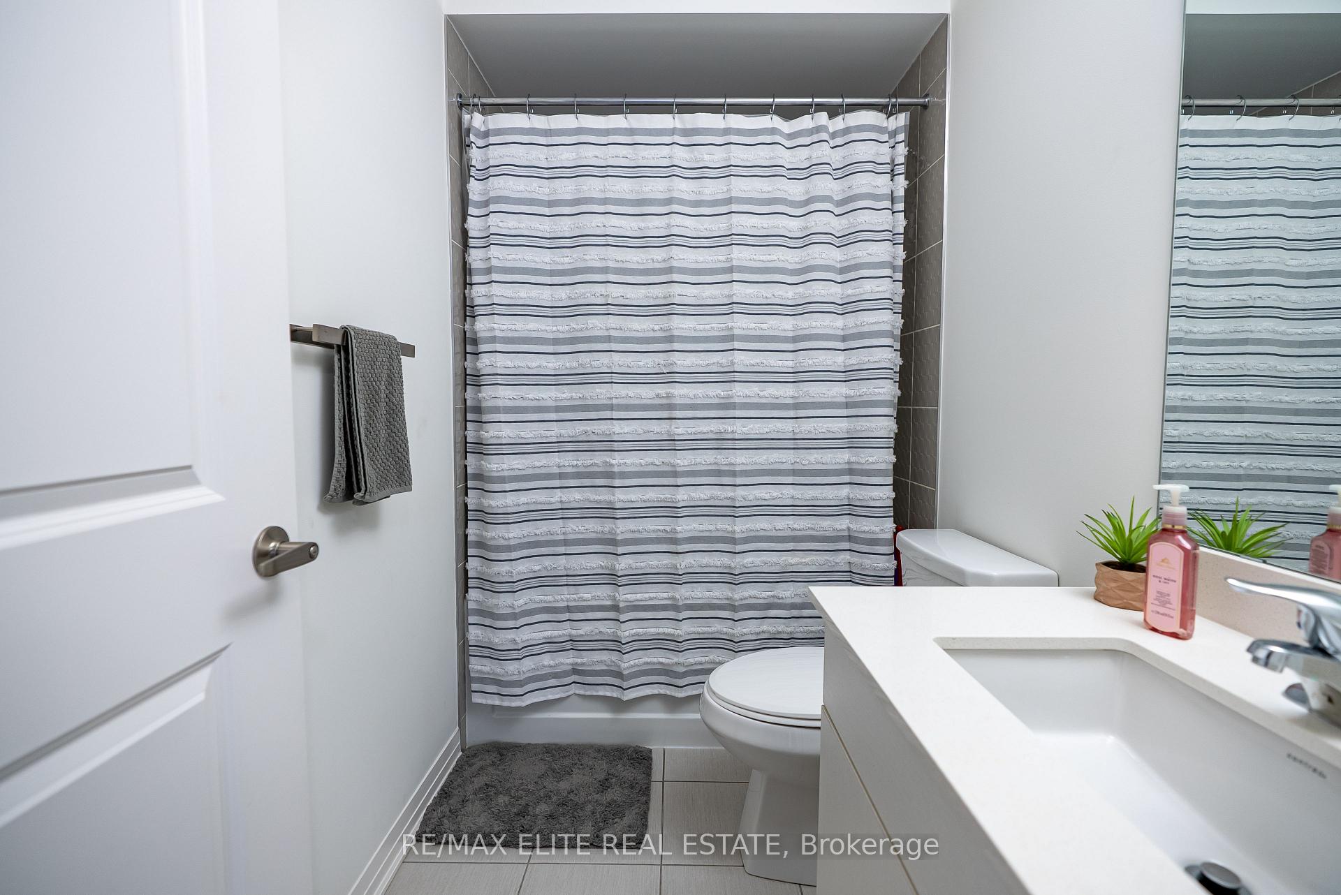 Photo 17 of Unit 26, 13 Totten Trail, New Tecumseth, Tottenham — HOMEH